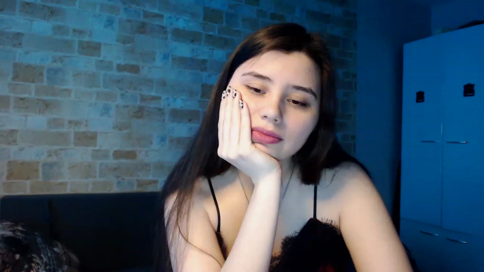 Gallery image thumbnail from Moon_light23's myfreecams stream on, 02/28/2023, 20:26 image 13 of 20