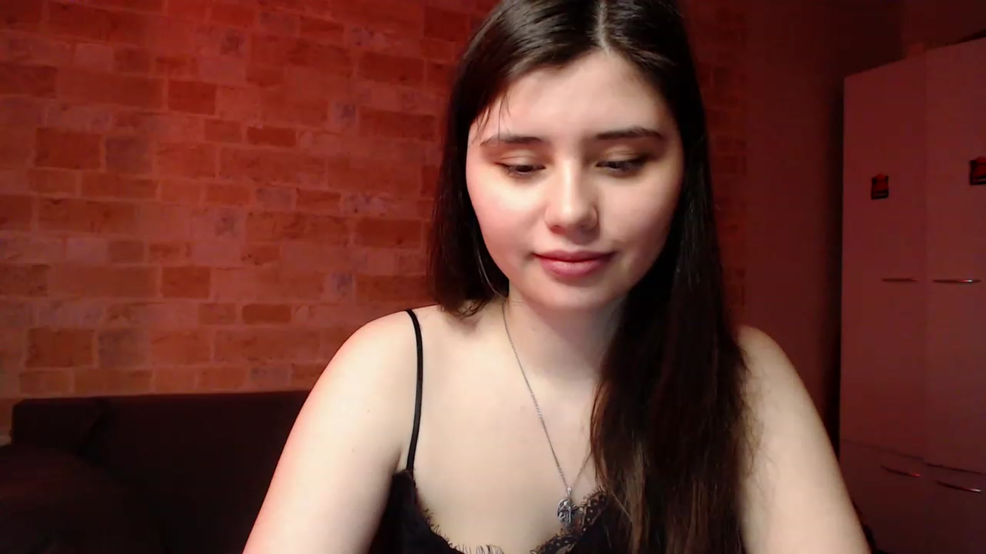 Gallery image thumbnail from Moon_light23's myfreecams stream on, 03/16/2023, 20:19 image 18 of 20