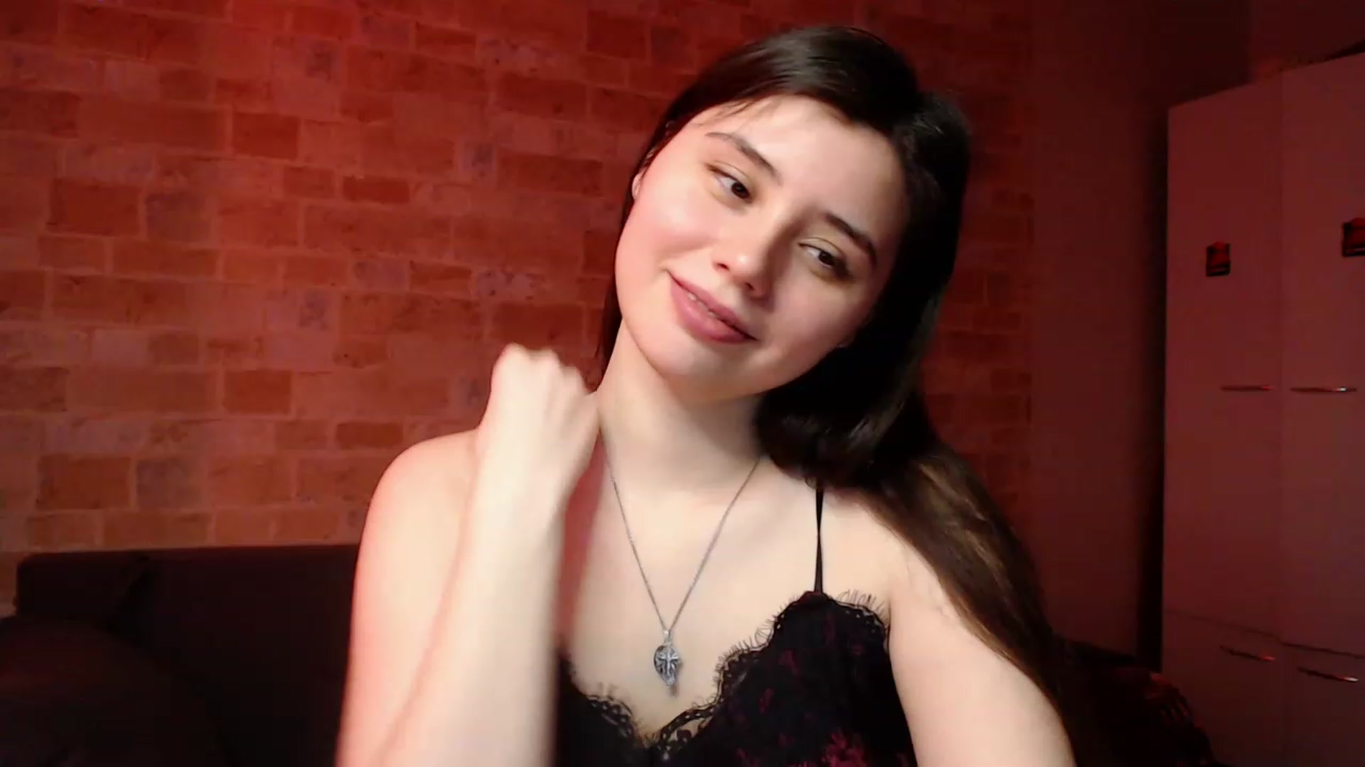 Gallery image thumbnail from Moon_light23's myfreecams stream on, 03/16/2023, 20:19 image 14 of 20
