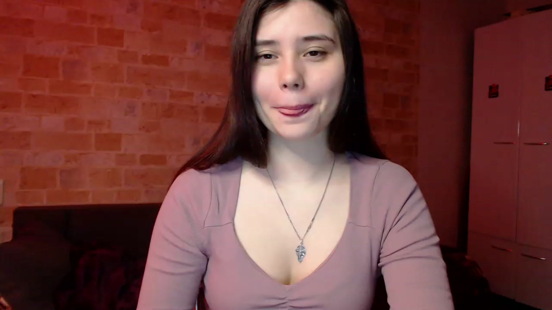 Gallery image thumbnail from Moon_light23's myfreecams stream on, 03/28/2023, 19:29 image 19 of 20