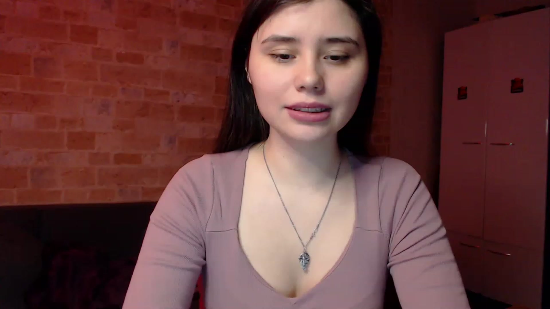 Gallery image thumbnail from Moon_light23's myfreecams stream on, 03/28/2023, 19:29 image 15 of 20