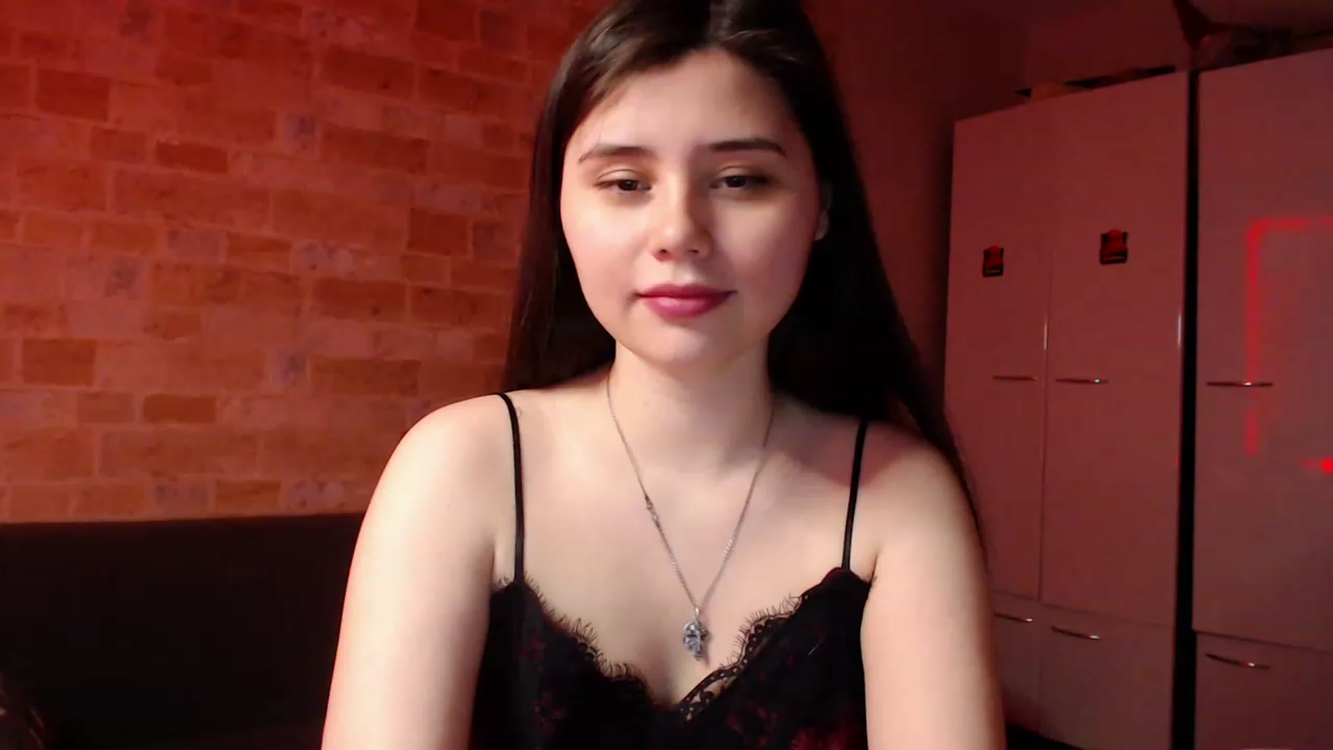 Gallery image thumbnail from Moon_light23's myfreecams stream on, 03/31/2023, 18:23 image 6 of 20