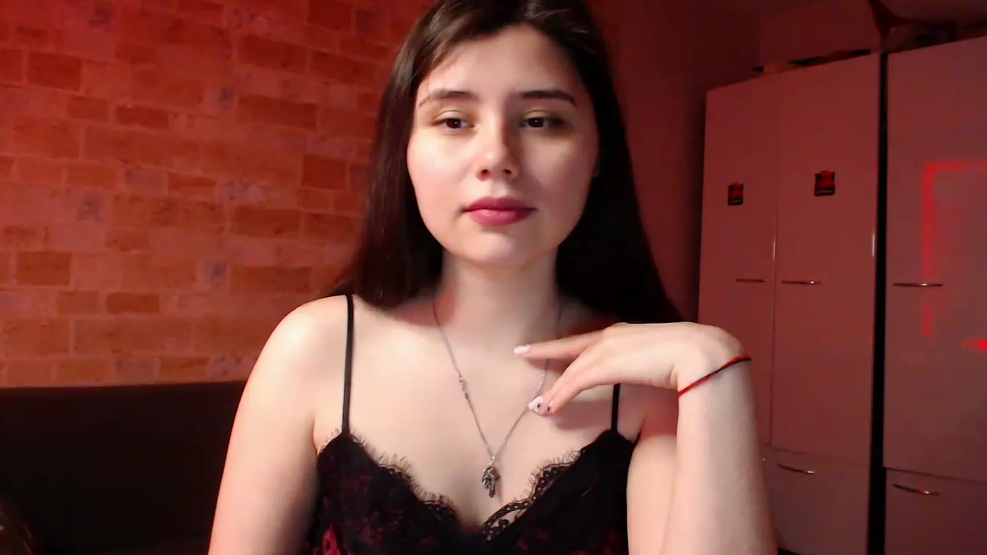 Gallery image thumbnail from Moon_light23's myfreecams stream on, 03/31/2023, 18:23 image 14 of 20