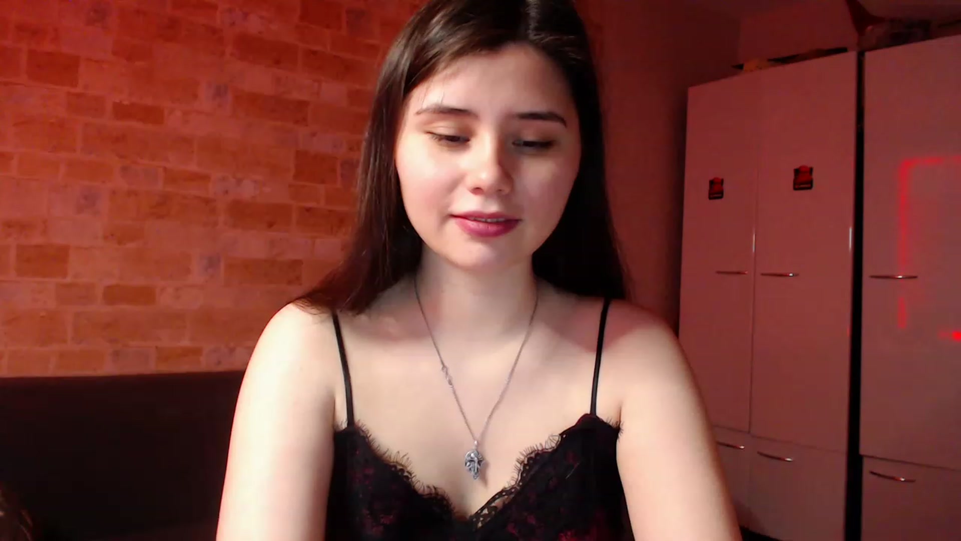 Gallery image thumbnail from Moon_light23's myfreecams stream on, 03/31/2023, 18:23 image 9 of 20