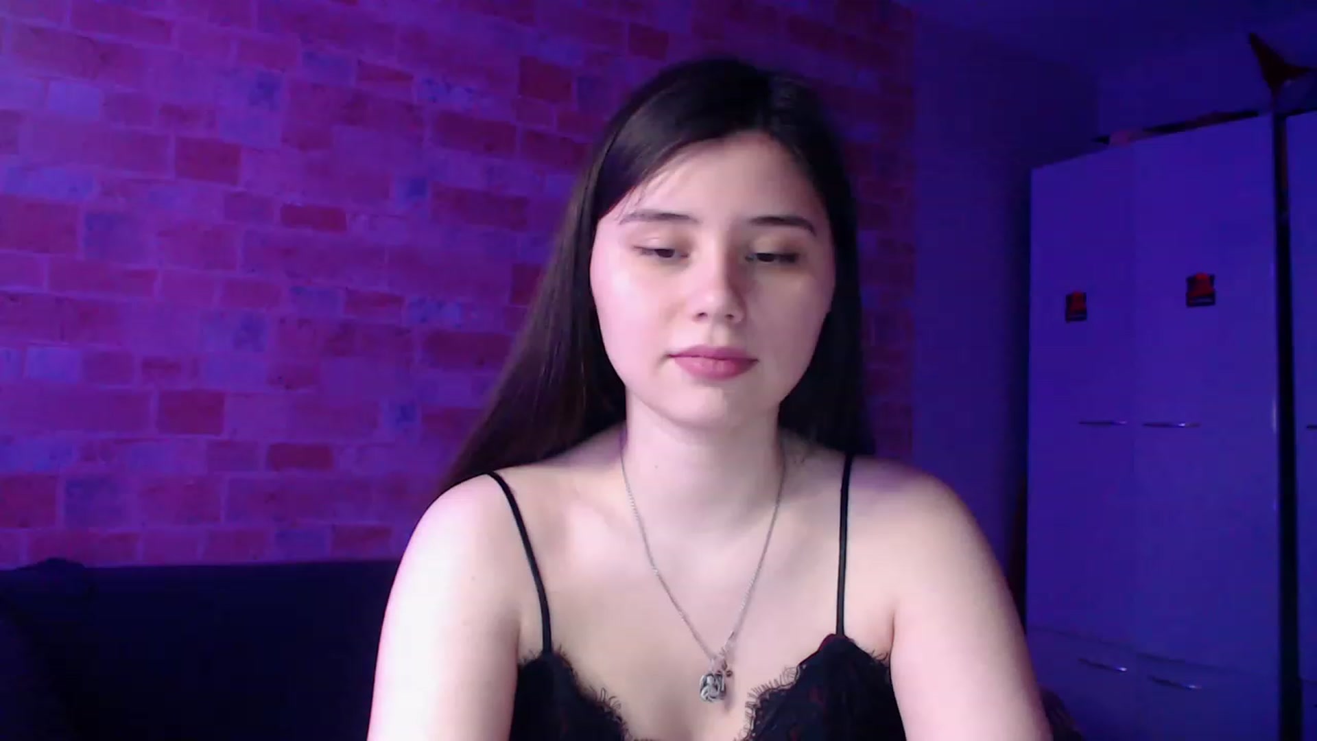 Gallery image thumbnail from Moon_light23's myfreecams stream on, 04/13/2023, 20:26 image 5 of 20