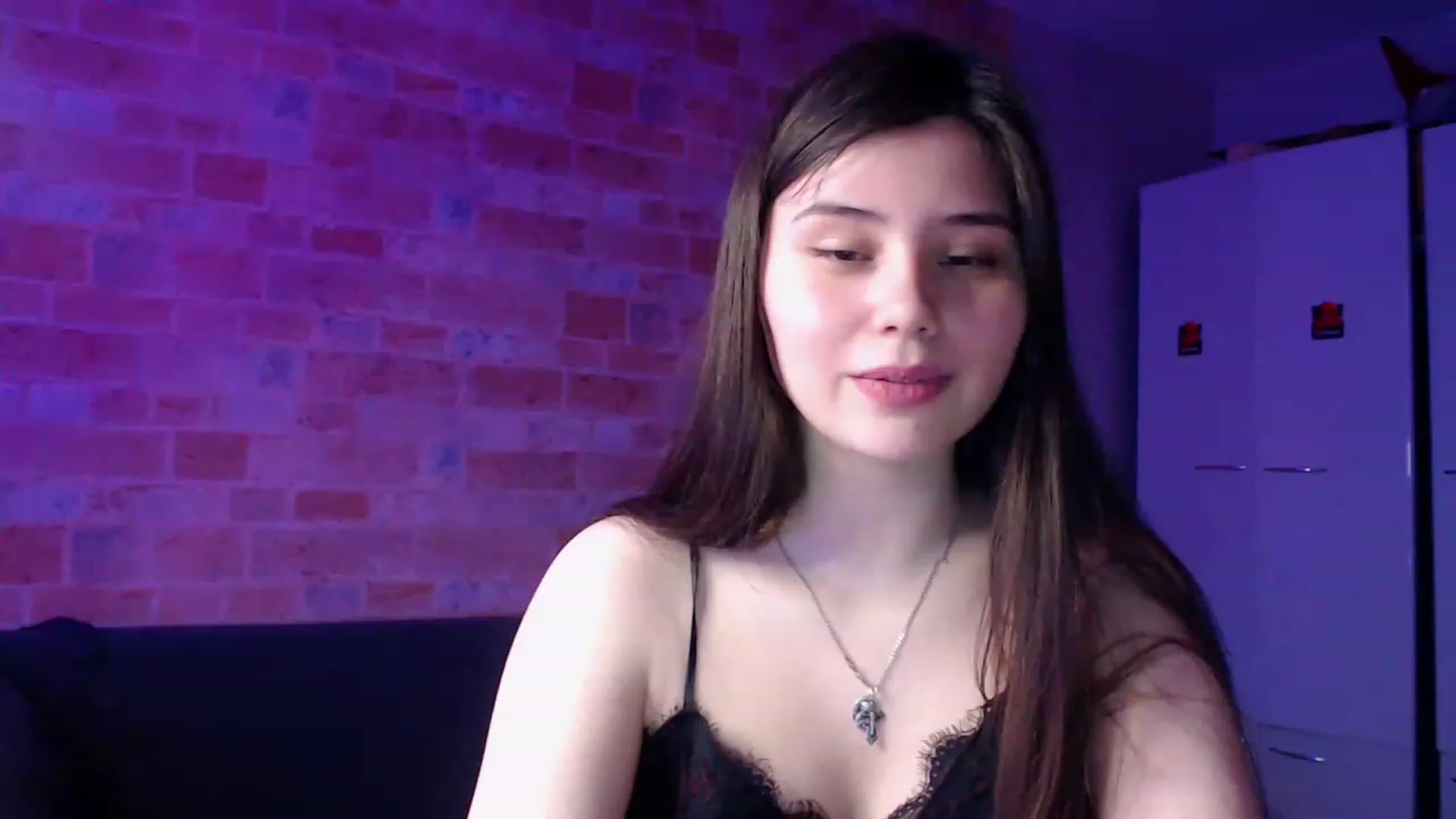 Gallery image thumbnail from Moon_light23's myfreecams stream on, 04/13/2023, 20:26 image 9 of 20