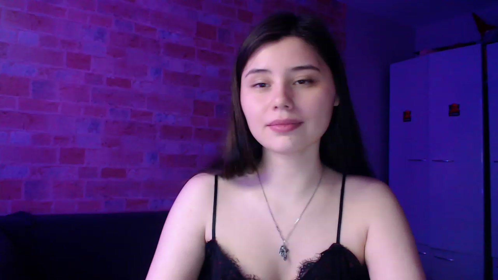 Gallery image thumbnail from Moon_light23's myfreecams stream on, 04/13/2023, 20:26 image 20 of 20