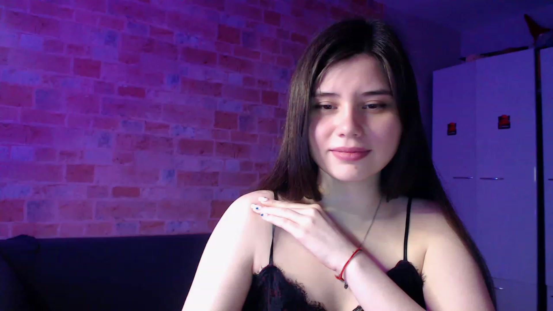 Gallery image thumbnail from Moon_light23's myfreecams stream on, 04/13/2023, 20:26 image 11 of 20