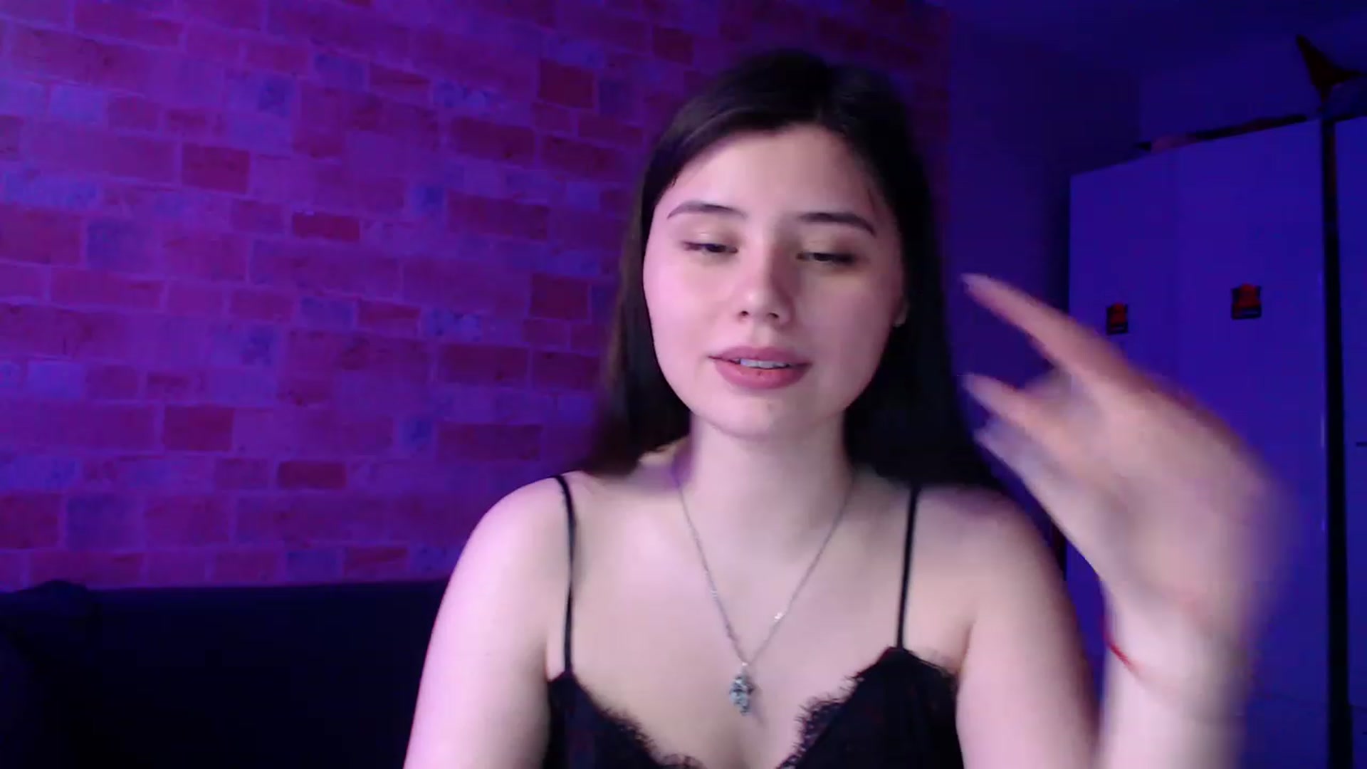 Gallery image thumbnail from Moon_light23's myfreecams stream on, 04/13/2023, 20:26 image 18 of 20