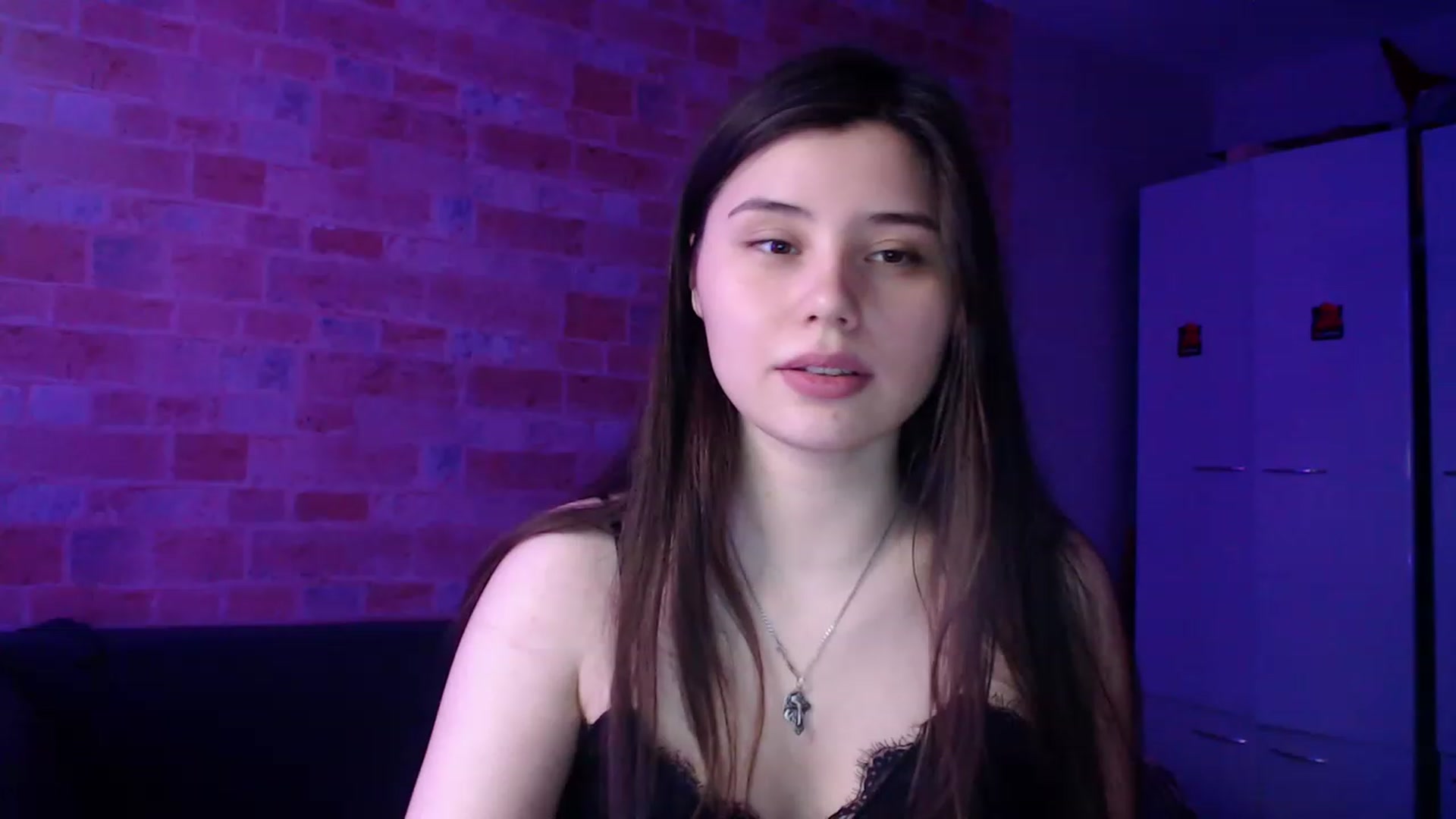 Gallery image thumbnail from Moon_light23's myfreecams stream on, 04/13/2023, 20:26 image 14 of 20