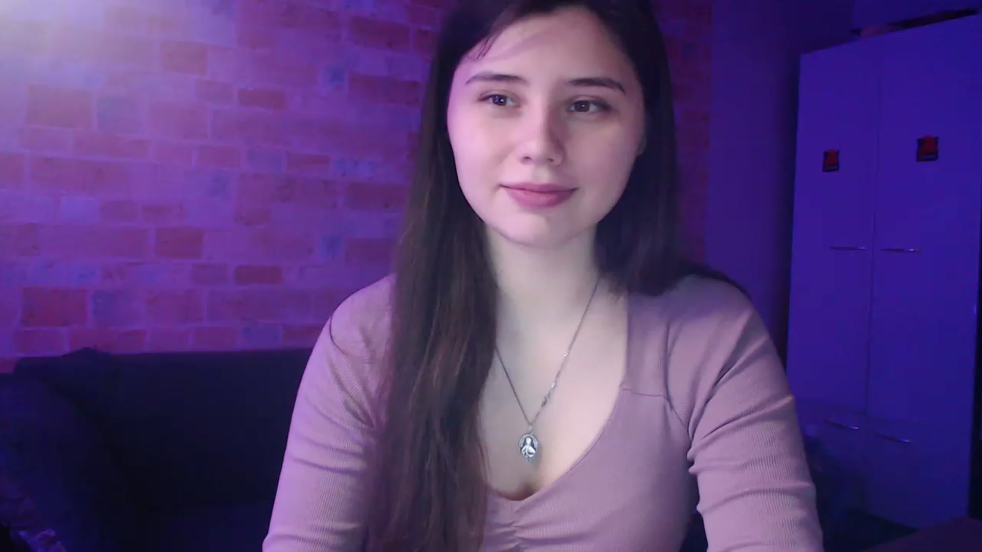 Gallery image thumbnail from Moon_light23's myfreecams stream on, 04/15/2023, 19:07 image 3 of 20