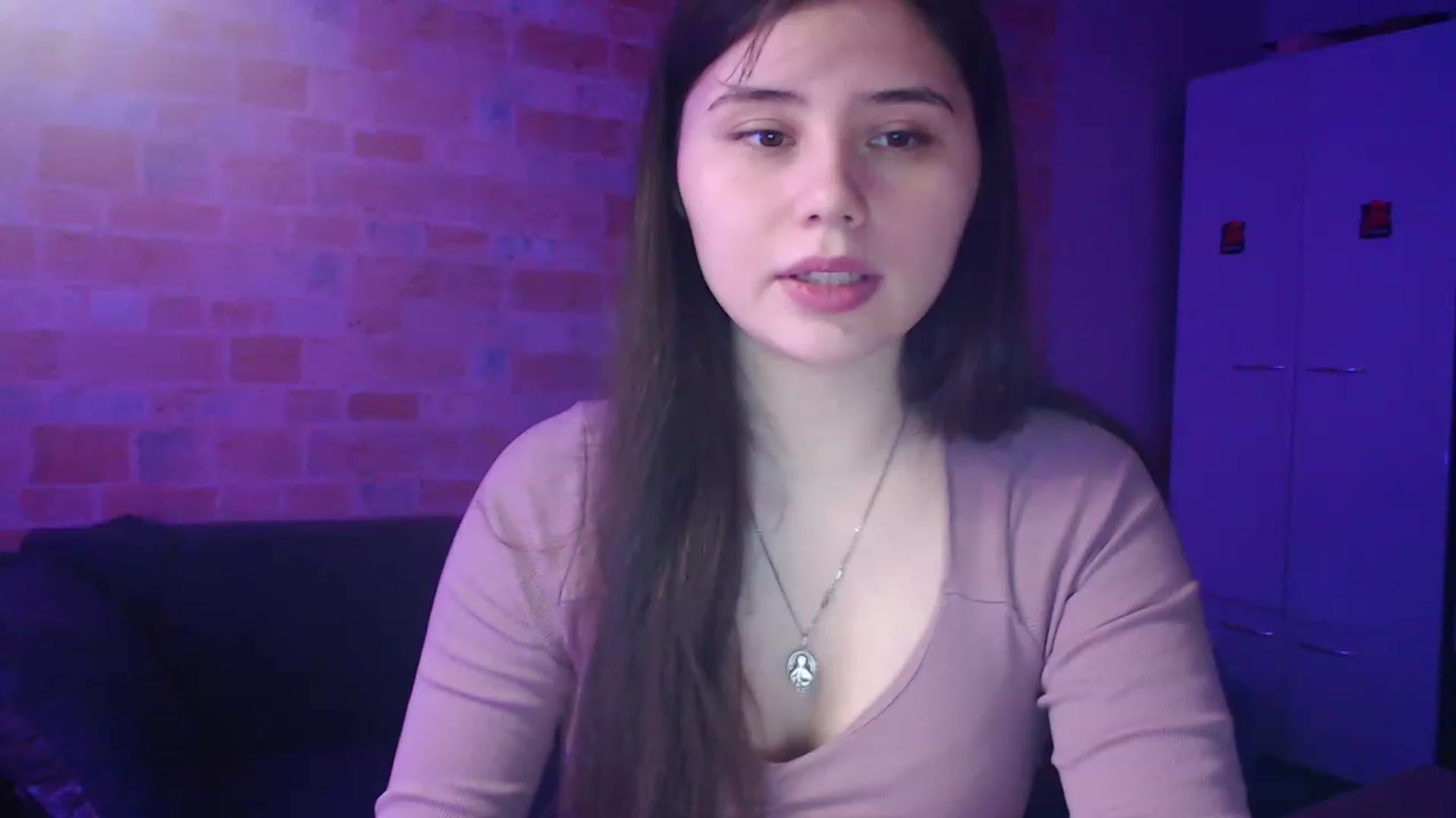 Gallery image thumbnail from Moon_light23's myfreecams stream on, 04/15/2023, 19:07 image 5 of 20
