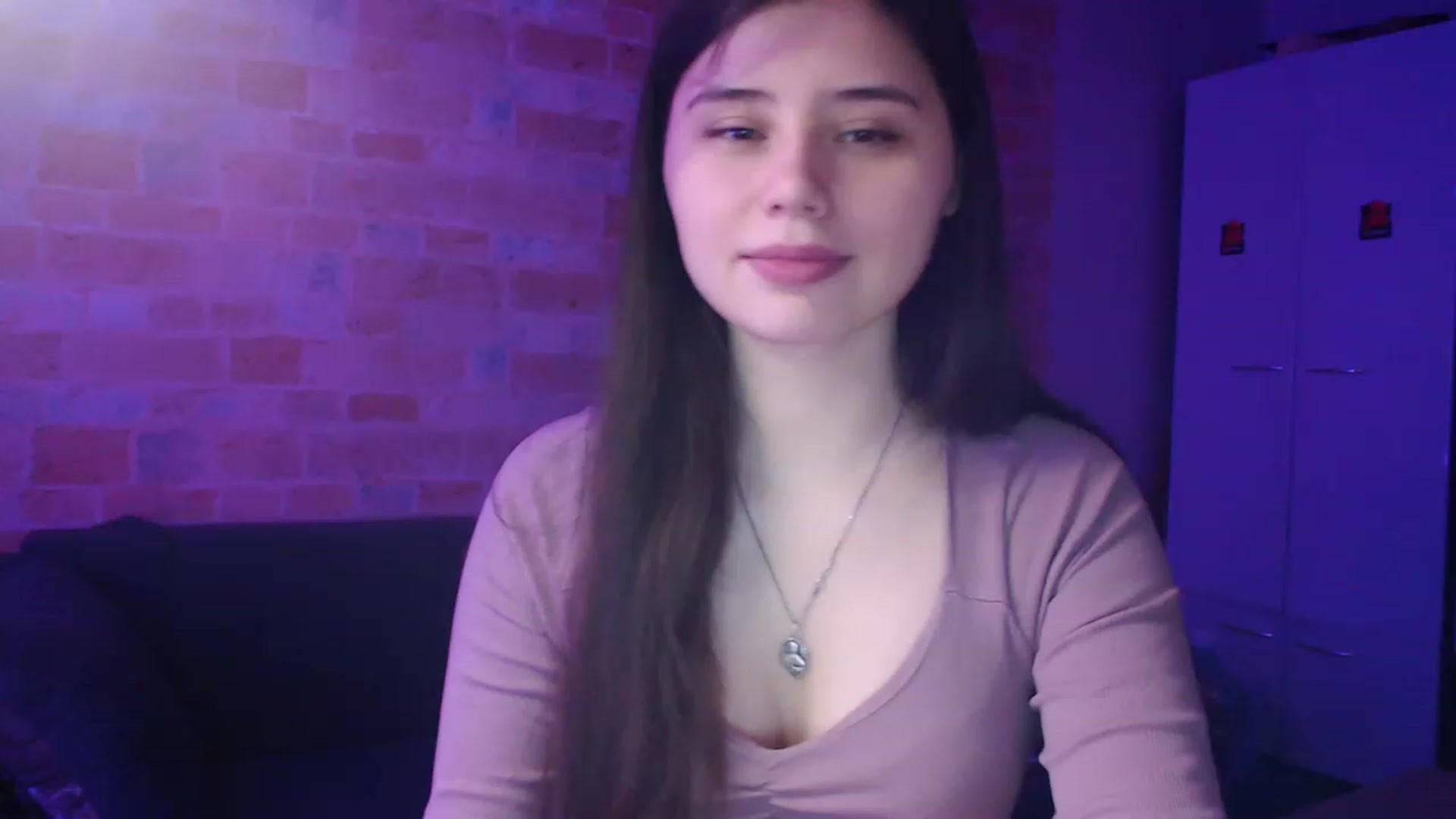 Gallery image thumbnail from Moon_light23's myfreecams stream on, 04/15/2023, 19:07 image 4 of 20
