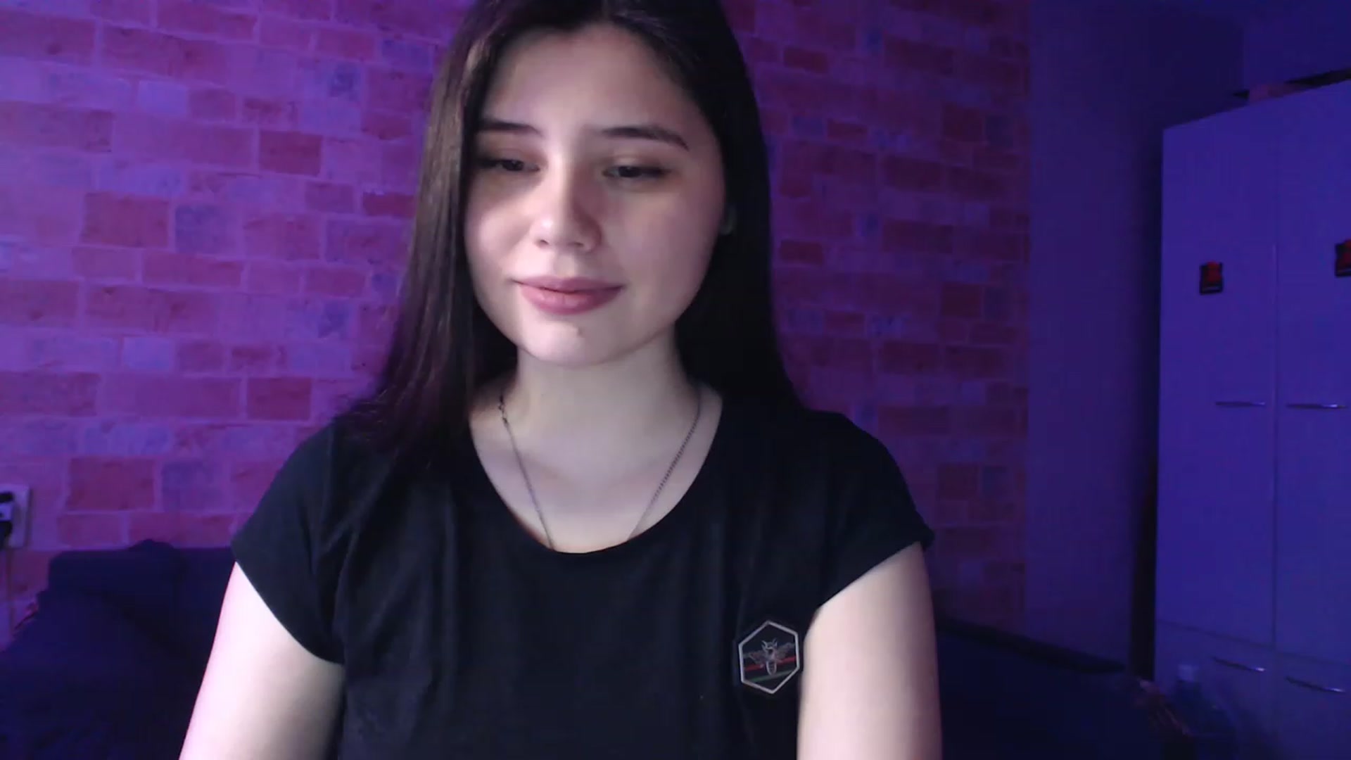 Gallery image thumbnail from Moon_light23's myfreecams stream on, 04/16/2023, 20:06 image 7 of 20