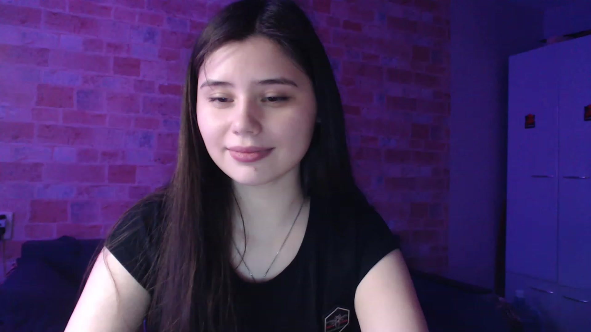 Gallery image thumbnail from Moon_light23's myfreecams stream on, 04/16/2023, 20:06 image 20 of 20