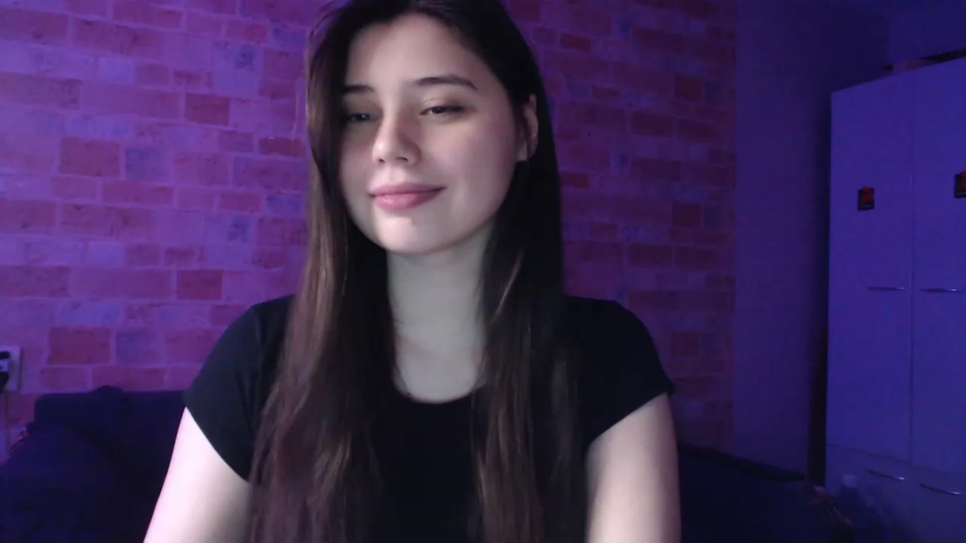 Gallery image thumbnail from Moon_light23's myfreecams stream on, 04/16/2023, 20:06 image 1 of 20
