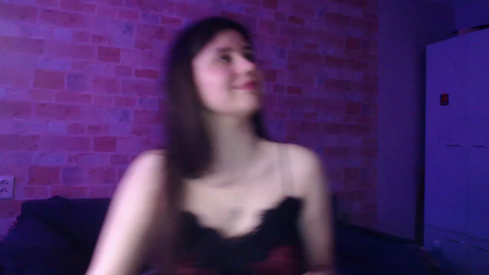 Gallery image thumbnail from Moon_light23's myfreecams stream on, 04/20/2023, 19:41 image 9 of 20