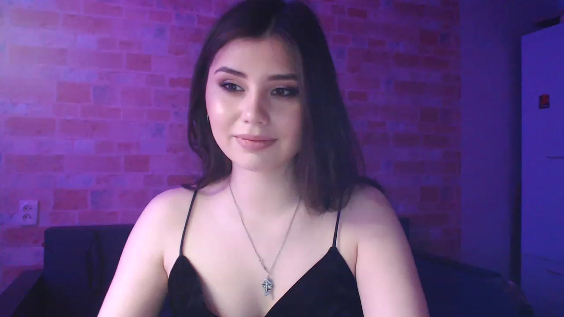 Gallery image thumbnail from Moon_light23's myfreecams stream on, 05/06/2023, 18:57 image 19 of 20