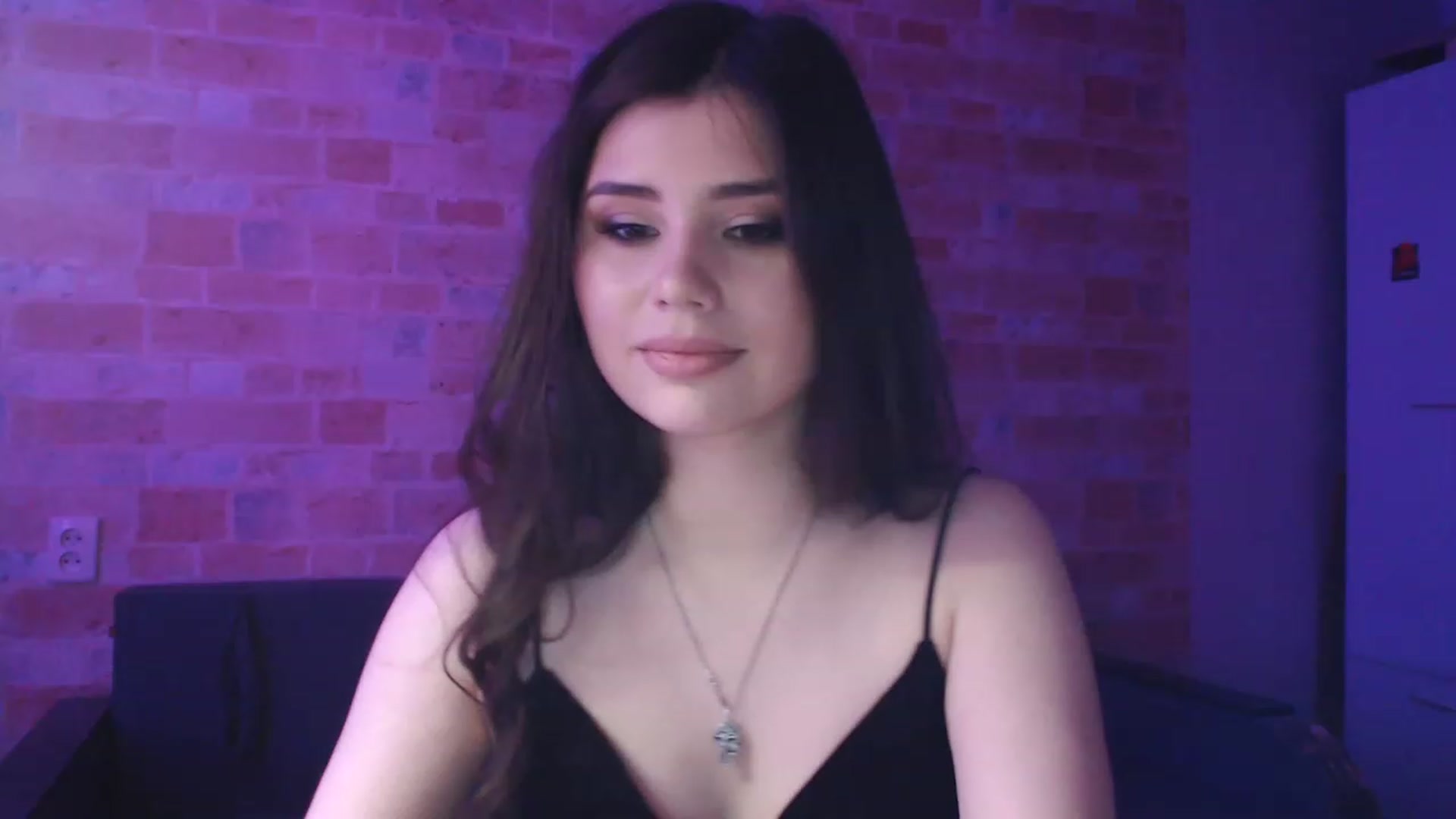 Gallery image thumbnail from Moon_light23's myfreecams stream on, 05/06/2023, 18:57 image 20 of 20