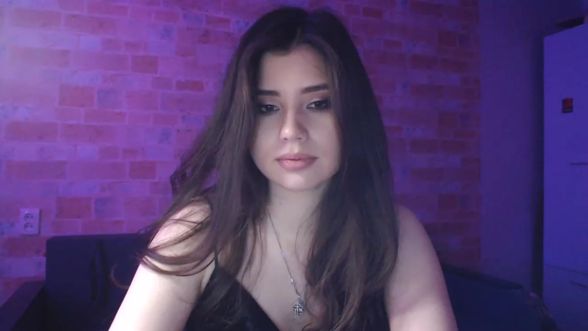 Gallery image thumbnail from Moon_light23's myfreecams stream on, 05/06/2023, 18:57 image 7 of 20