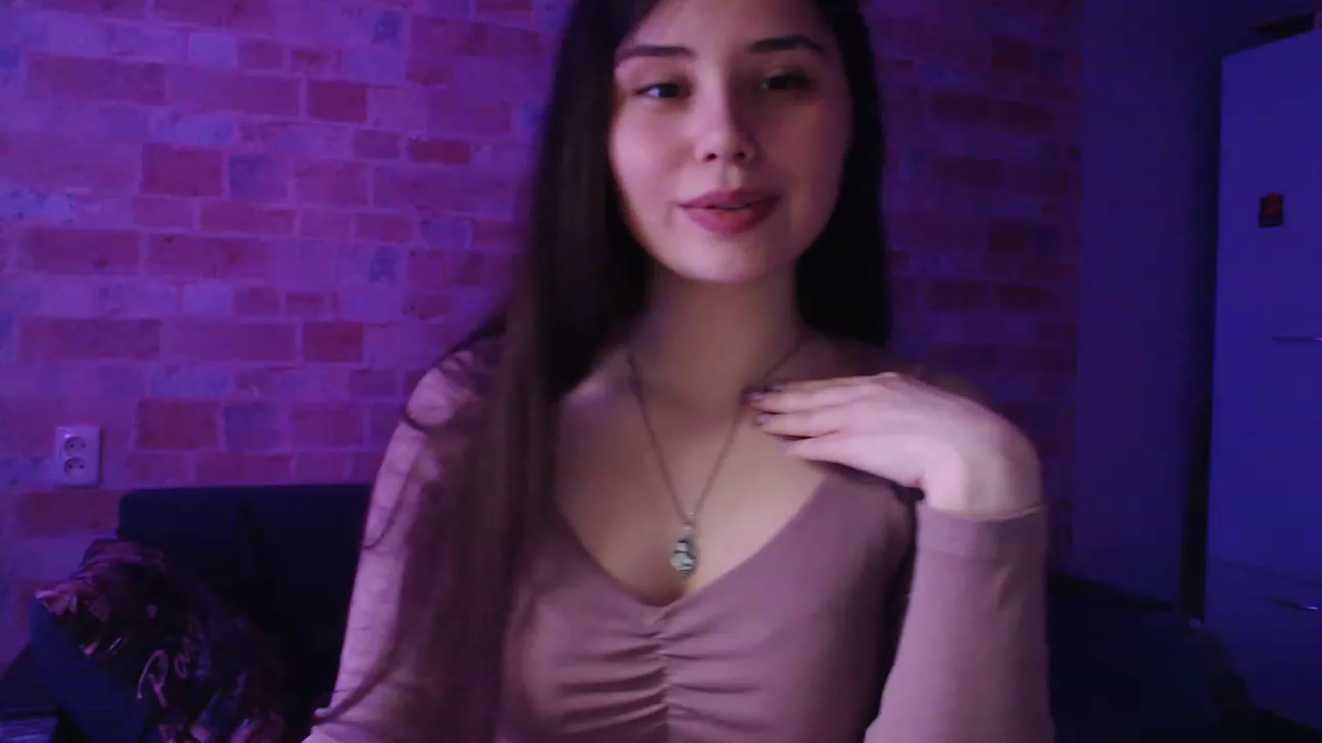 Gallery image thumbnail from Moon_light23's myfreecams stream on, 05/13/2023, 19:04 image 9 of 20
