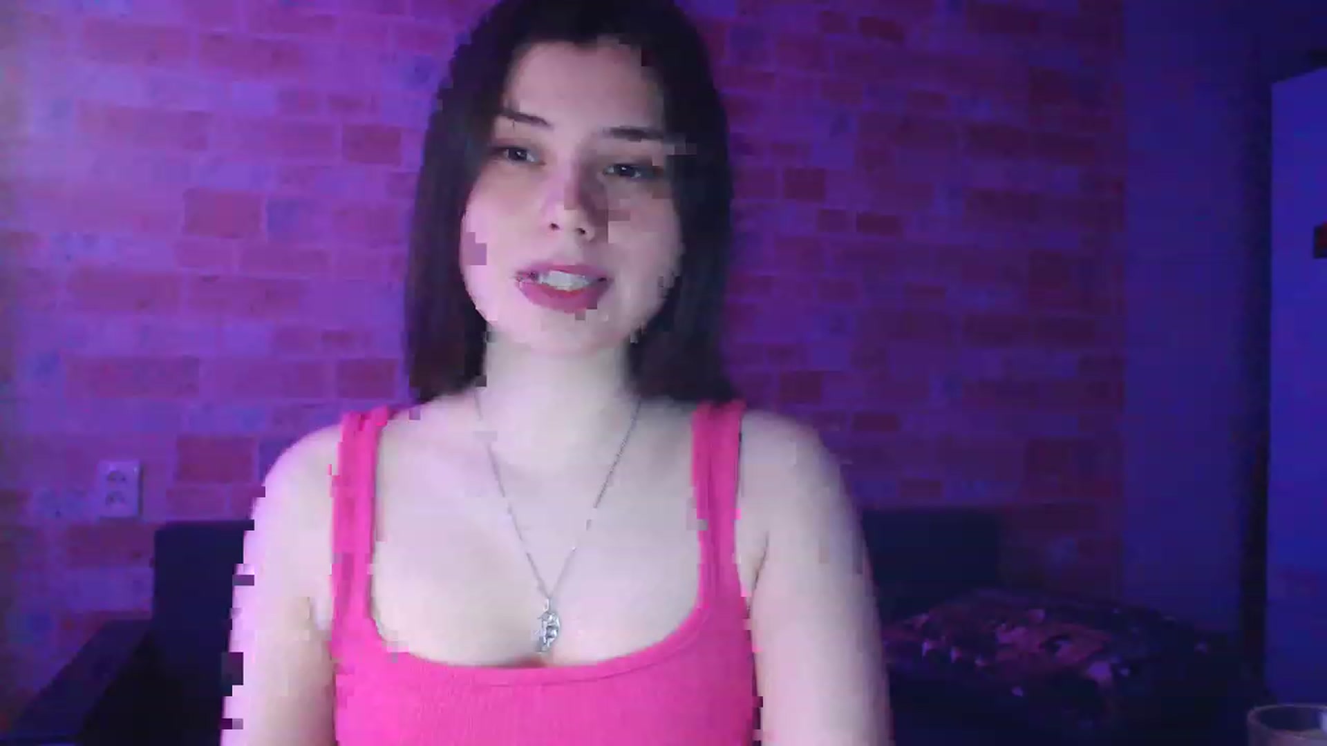 Gallery image thumbnail from Moon_light23's myfreecams stream on, 05/17/2023, 18:10 image 16 of 20