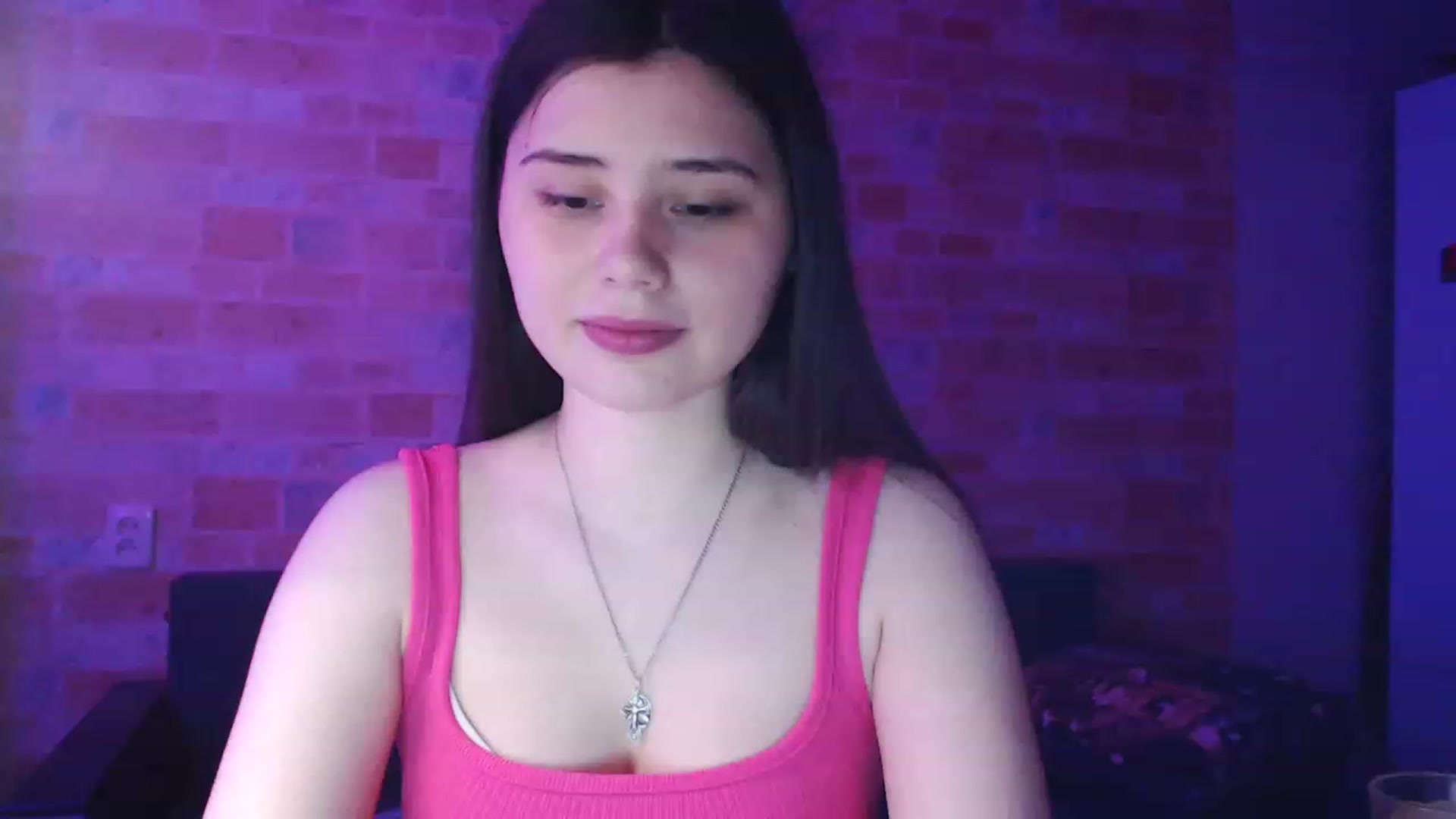 Gallery image thumbnail from Moon_light23's myfreecams stream on, 05/17/2023, 18:10 image 4 of 20