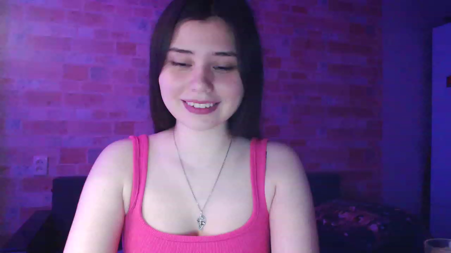 Gallery image thumbnail from Moon_light23's myfreecams stream on, 05/17/2023, 18:10 image 9 of 20