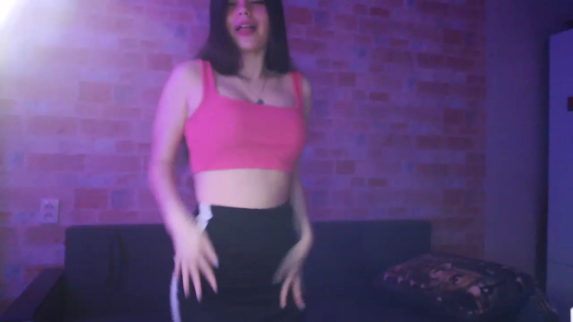 Gallery image thumbnail from Moon_light23's myfreecams stream on, 05/17/2023, 20:08 image 12 of 20