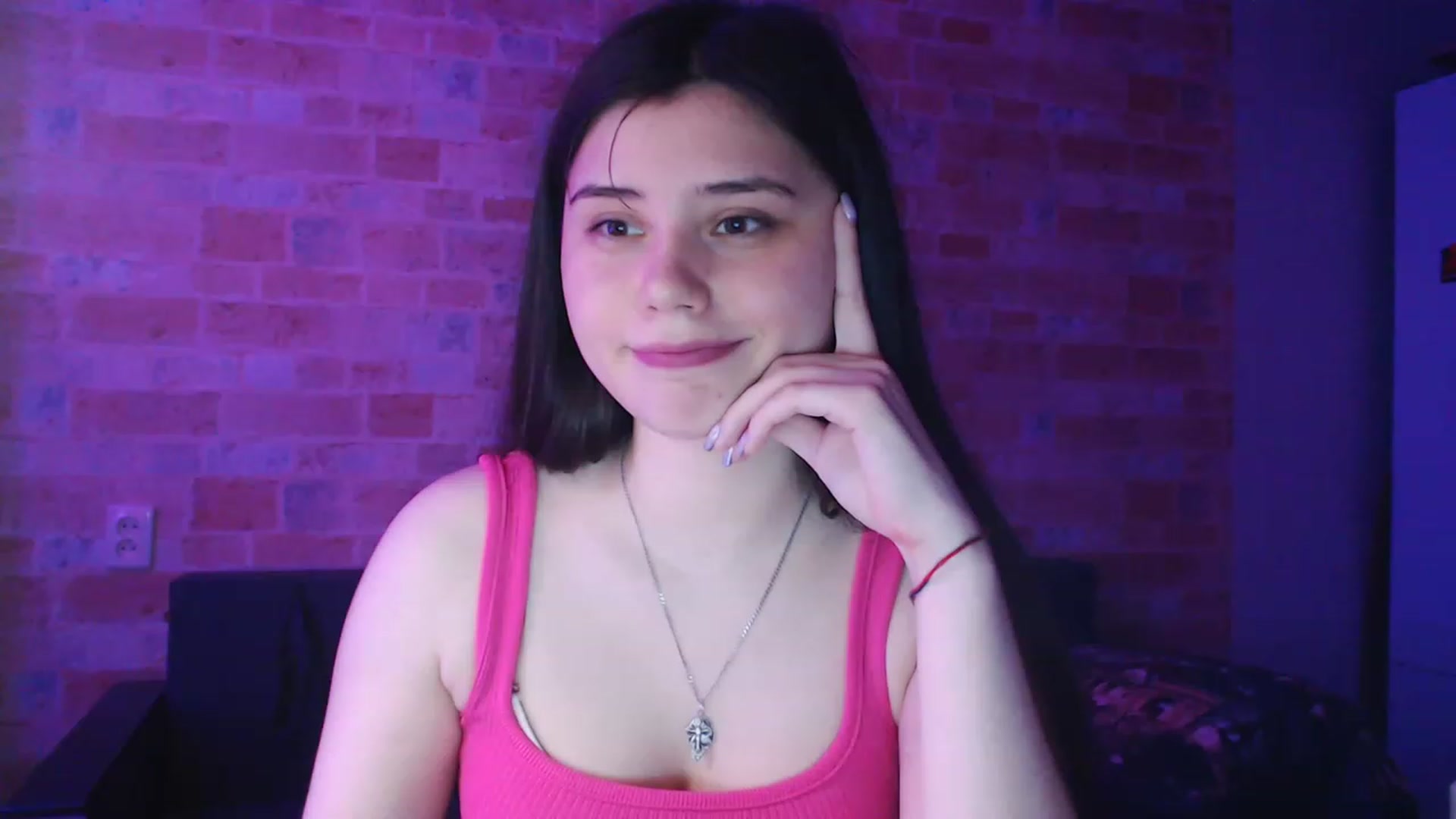 Gallery image thumbnail from Moon_light23's myfreecams stream on, 05/17/2023, 20:08 image 18 of 20