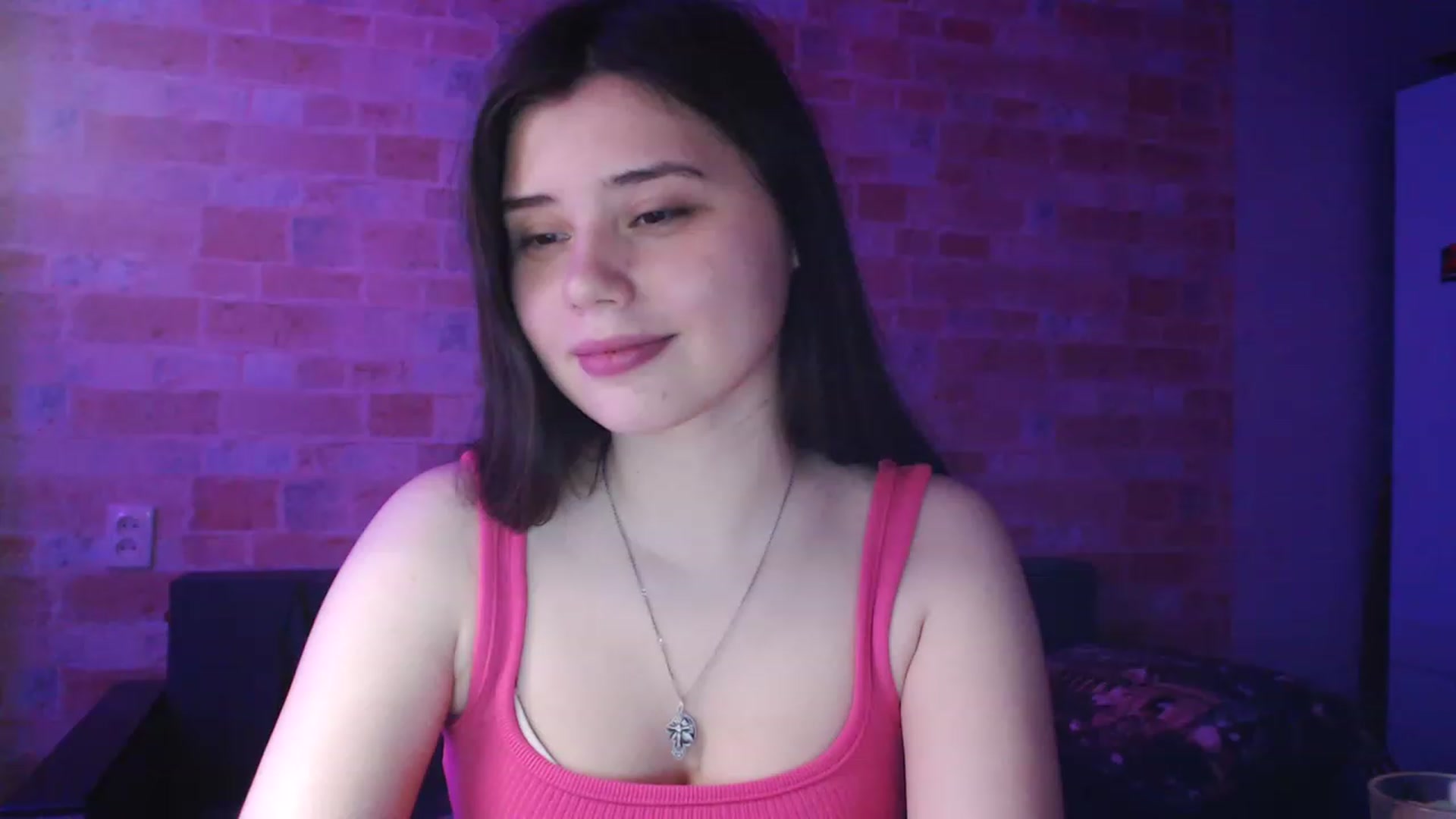 Gallery image thumbnail from Moon_light23's myfreecams stream on, 05/17/2023, 20:08 image 7 of 20