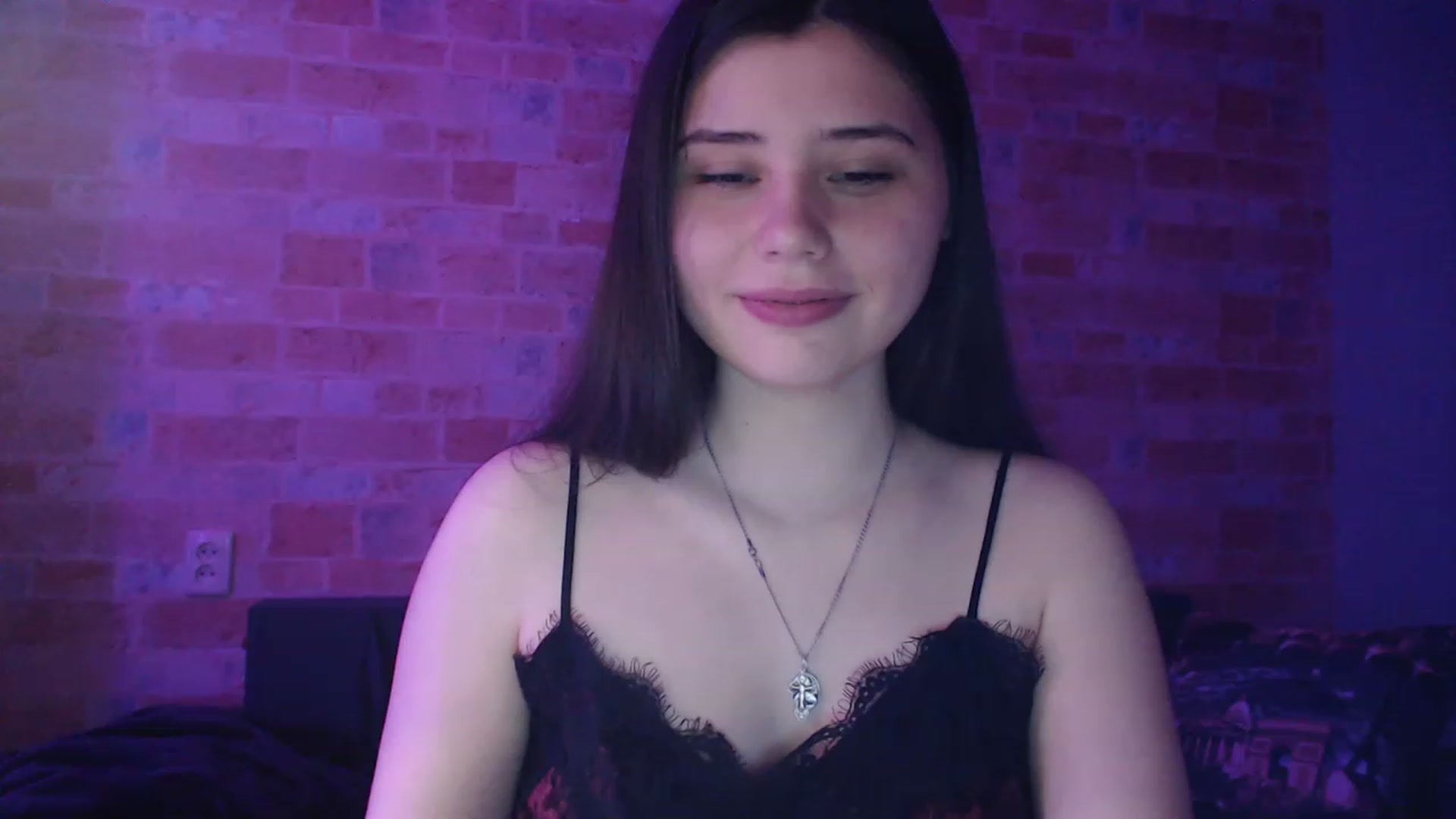 Gallery image thumbnail from Moon_light23's myfreecams stream on, 05/21/2023, 18:34 image 7 of 20