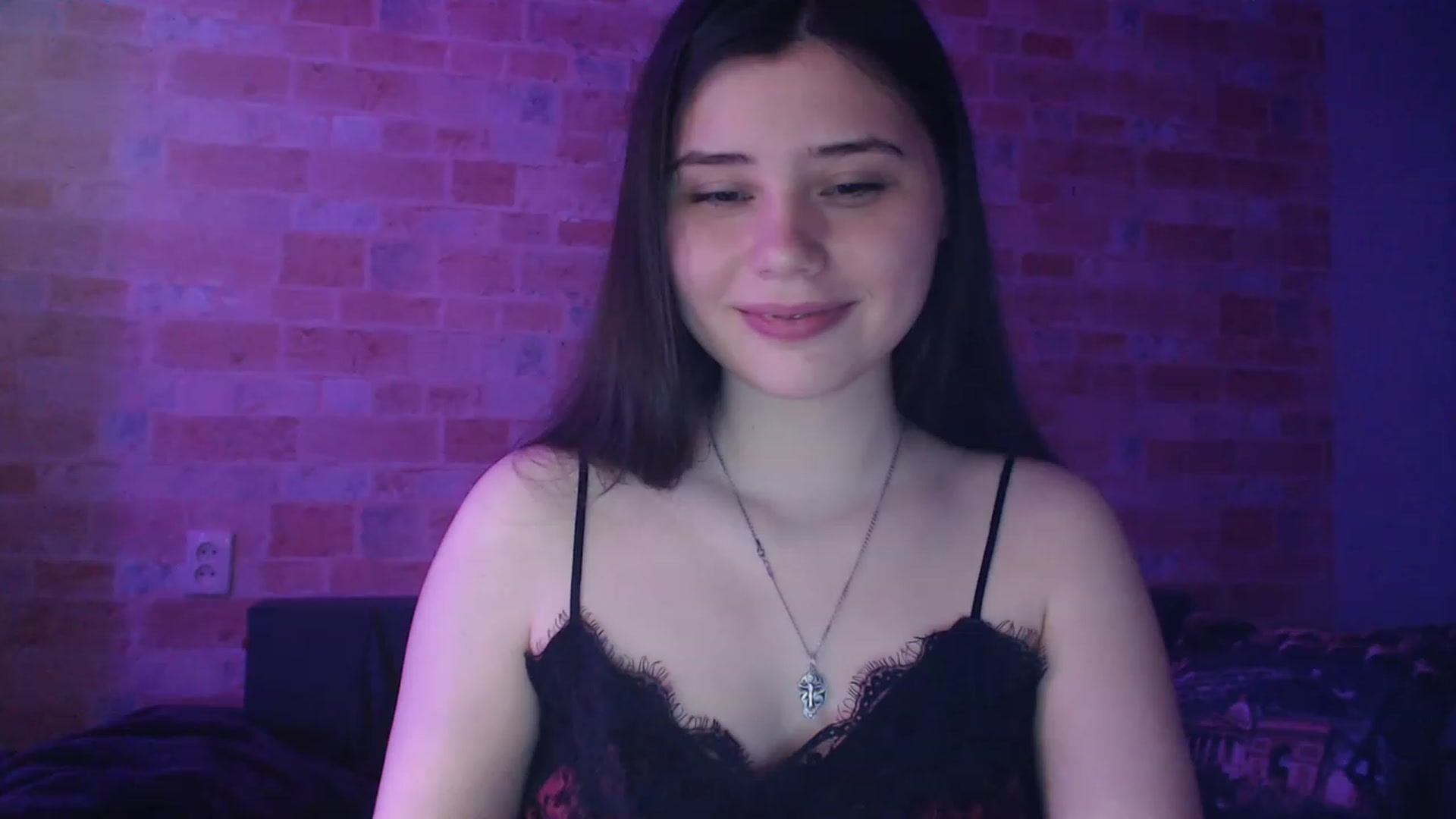 Gallery image thumbnail from Moon_light23's myfreecams stream on, 05/21/2023, 18:34 image 8 of 20