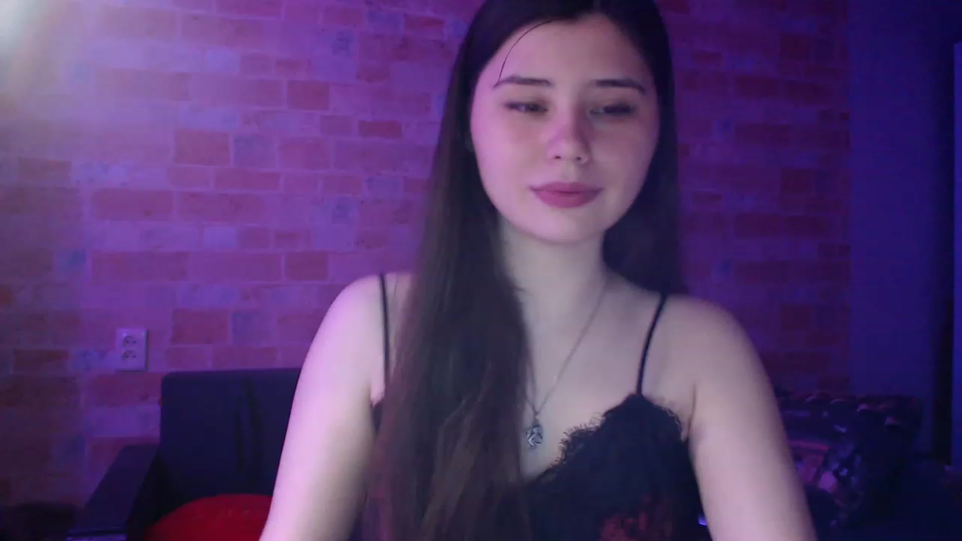 Gallery image thumbnail from Moon_light23's myfreecams stream on, 05/24/2023, 18:15 image 11 of 20