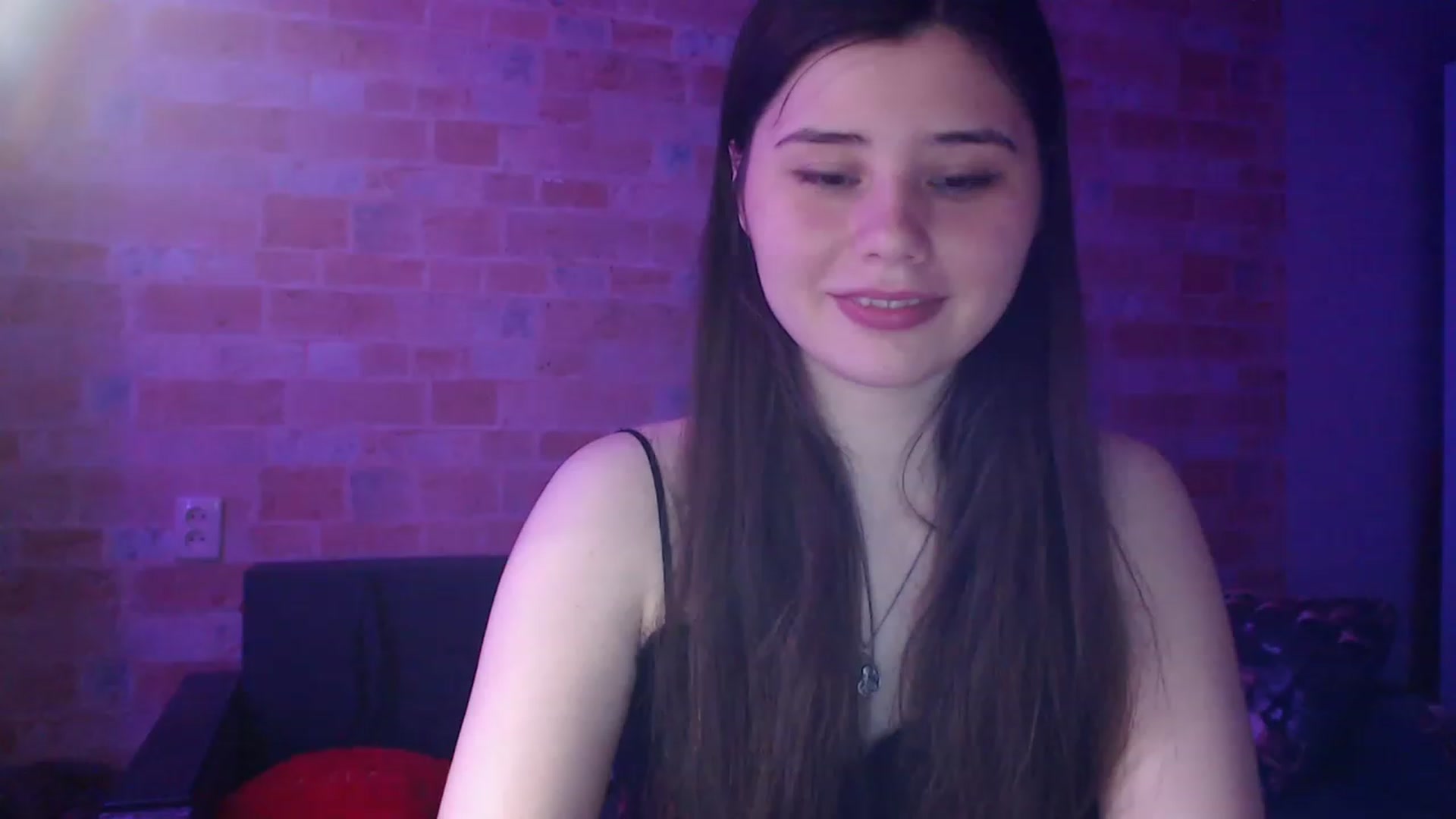 Gallery image thumbnail from Moon_light23's myfreecams stream on, 05/24/2023, 18:15 image 8 of 20
