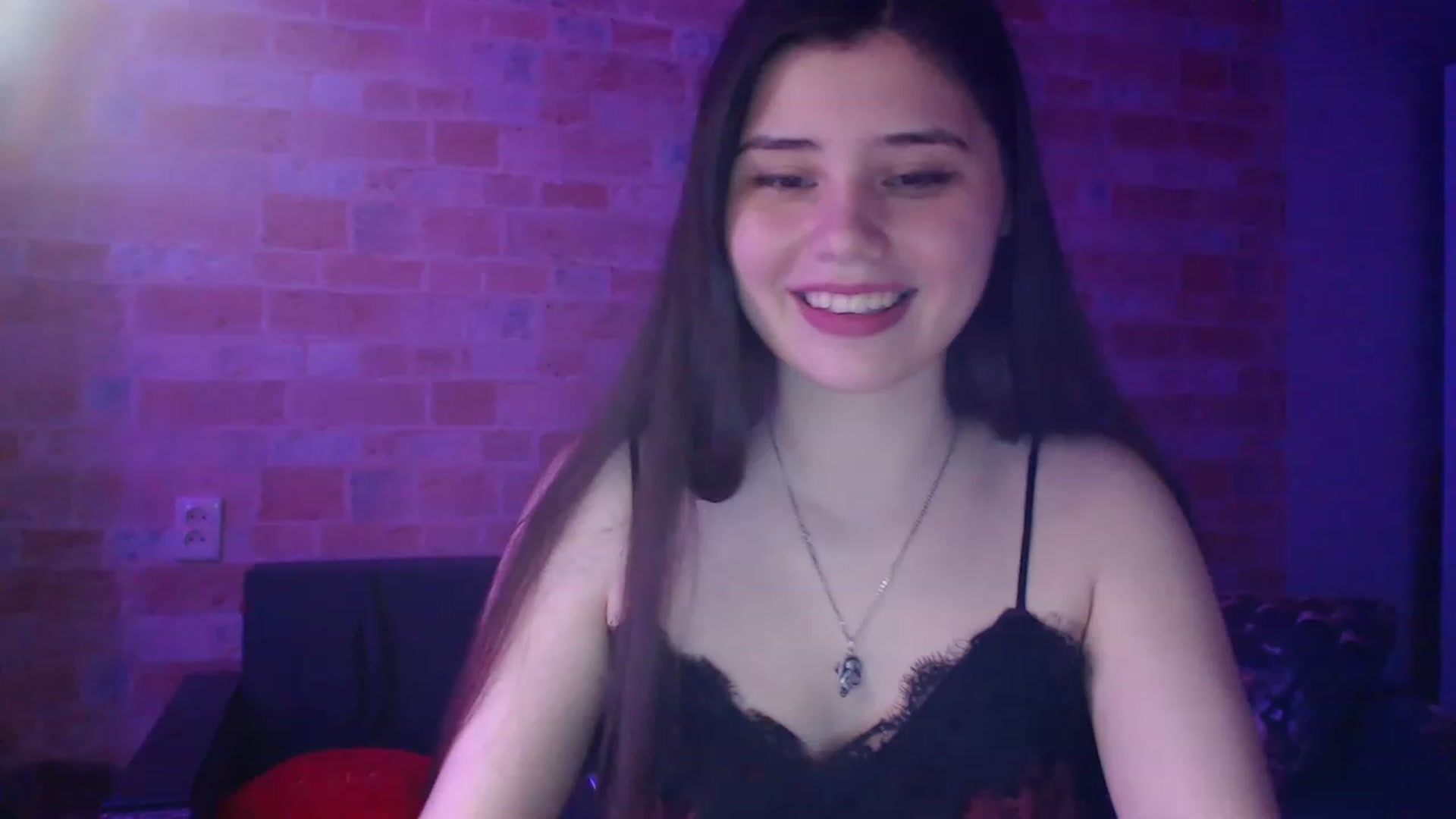 Gallery image thumbnail from Moon_light23's myfreecams stream on, 05/24/2023, 18:32 image 13 of 20