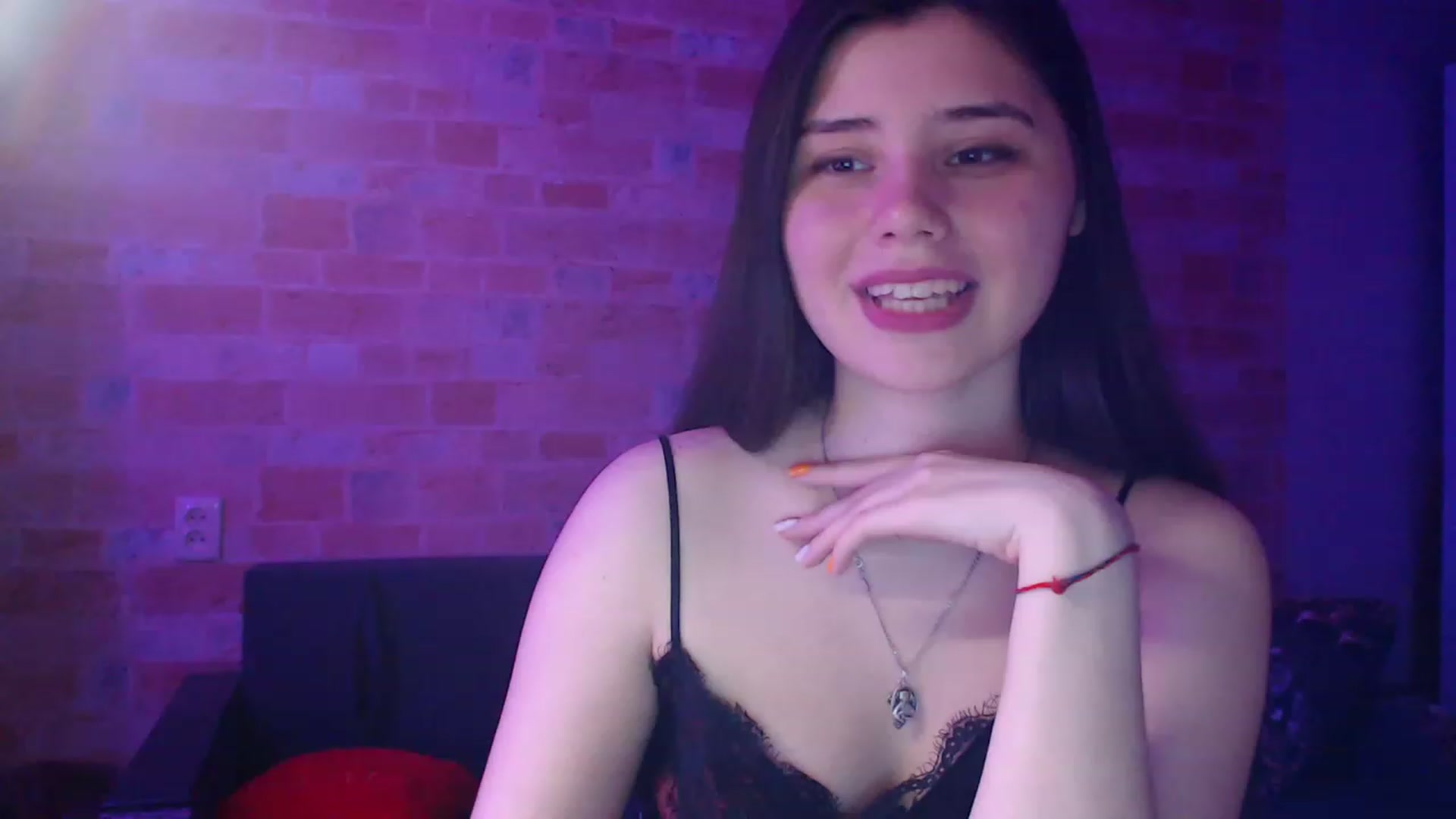 Gallery image thumbnail from Moon_light23's myfreecams stream on, 05/24/2023, 18:32 image 17 of 20