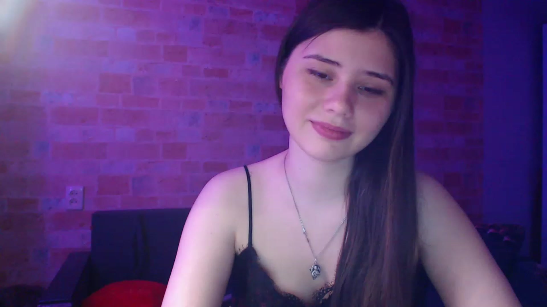 Gallery image thumbnail from Moon_light23's myfreecams stream on, 05/24/2023, 19:37 image 16 of 20