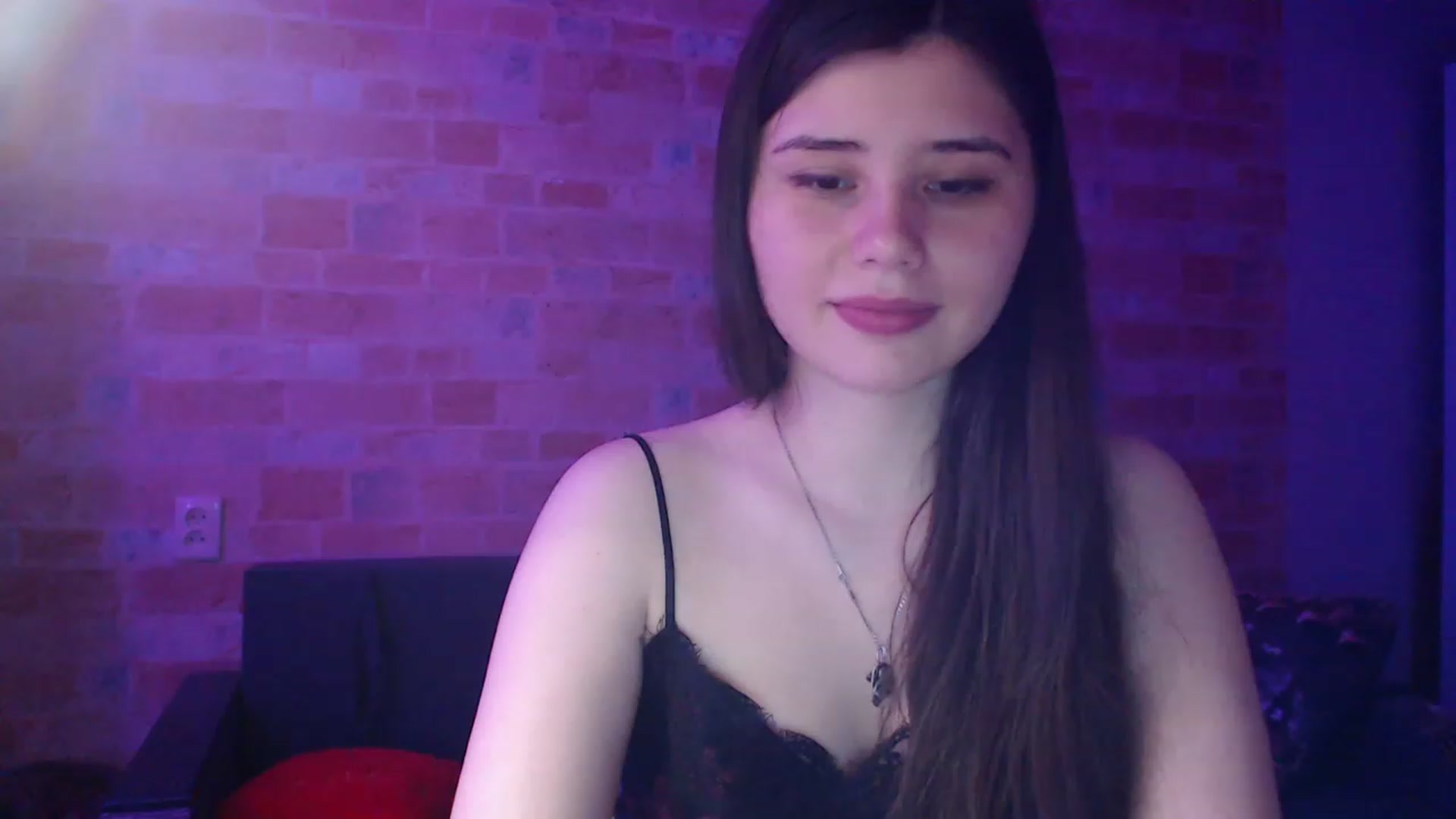 Gallery image thumbnail from Moon_light23's myfreecams stream on, 05/24/2023, 19:37 image 8 of 20
