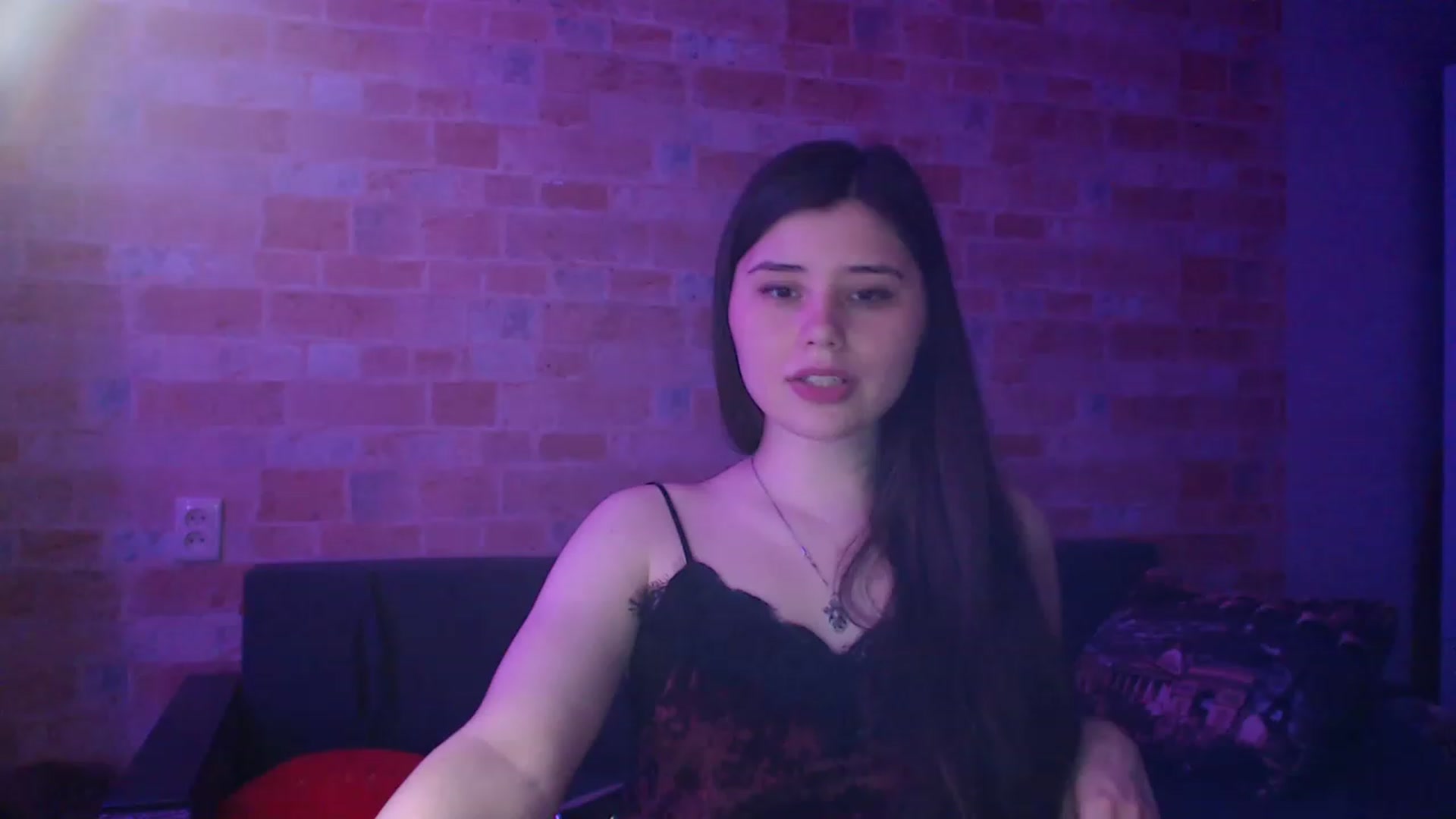 Gallery image thumbnail from Moon_light23's myfreecams stream on, 05/24/2023, 19:37 image 4 of 20