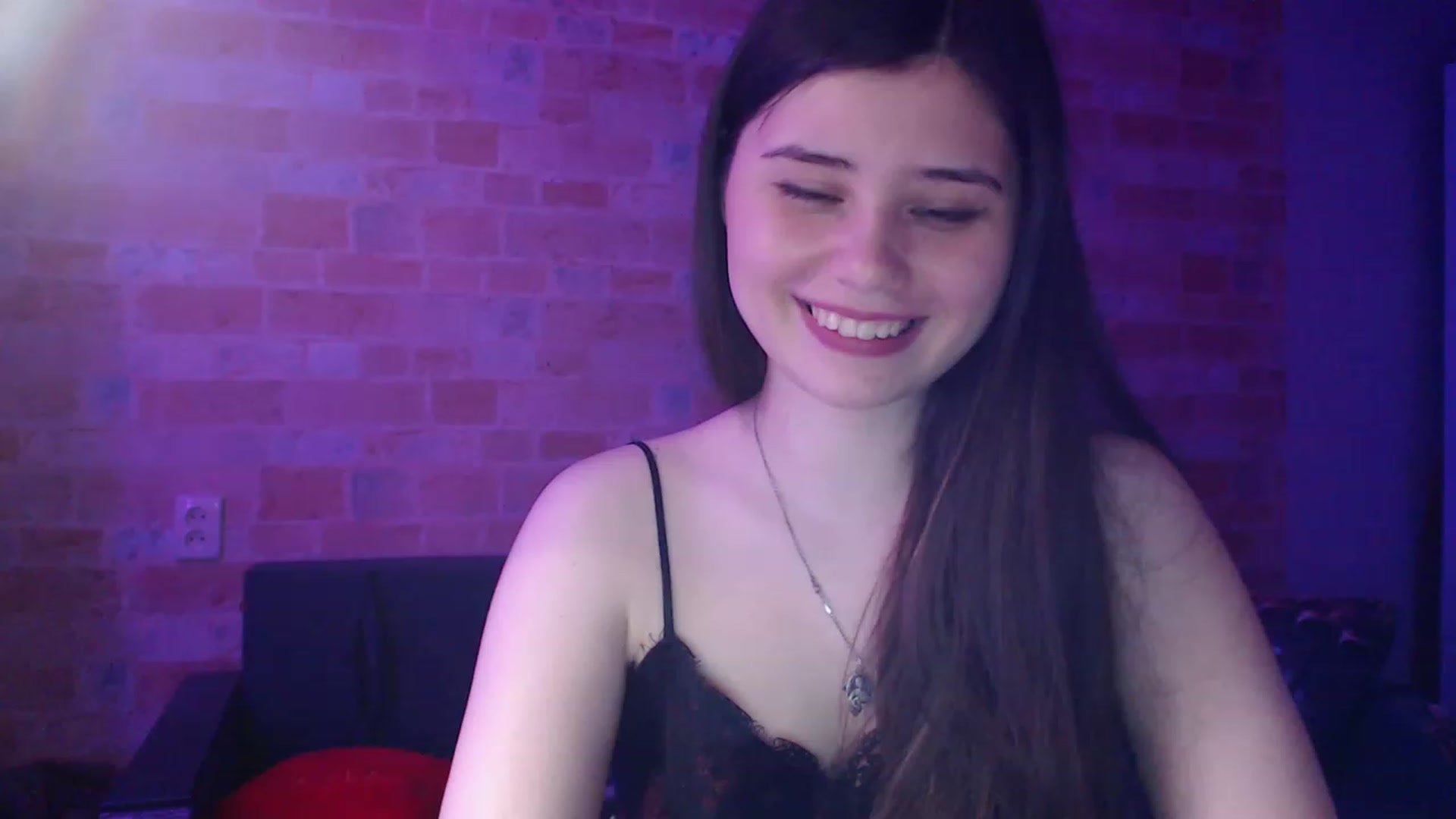 Gallery image thumbnail from Moon_light23's myfreecams stream on, 05/24/2023, 19:37 image 10 of 20
