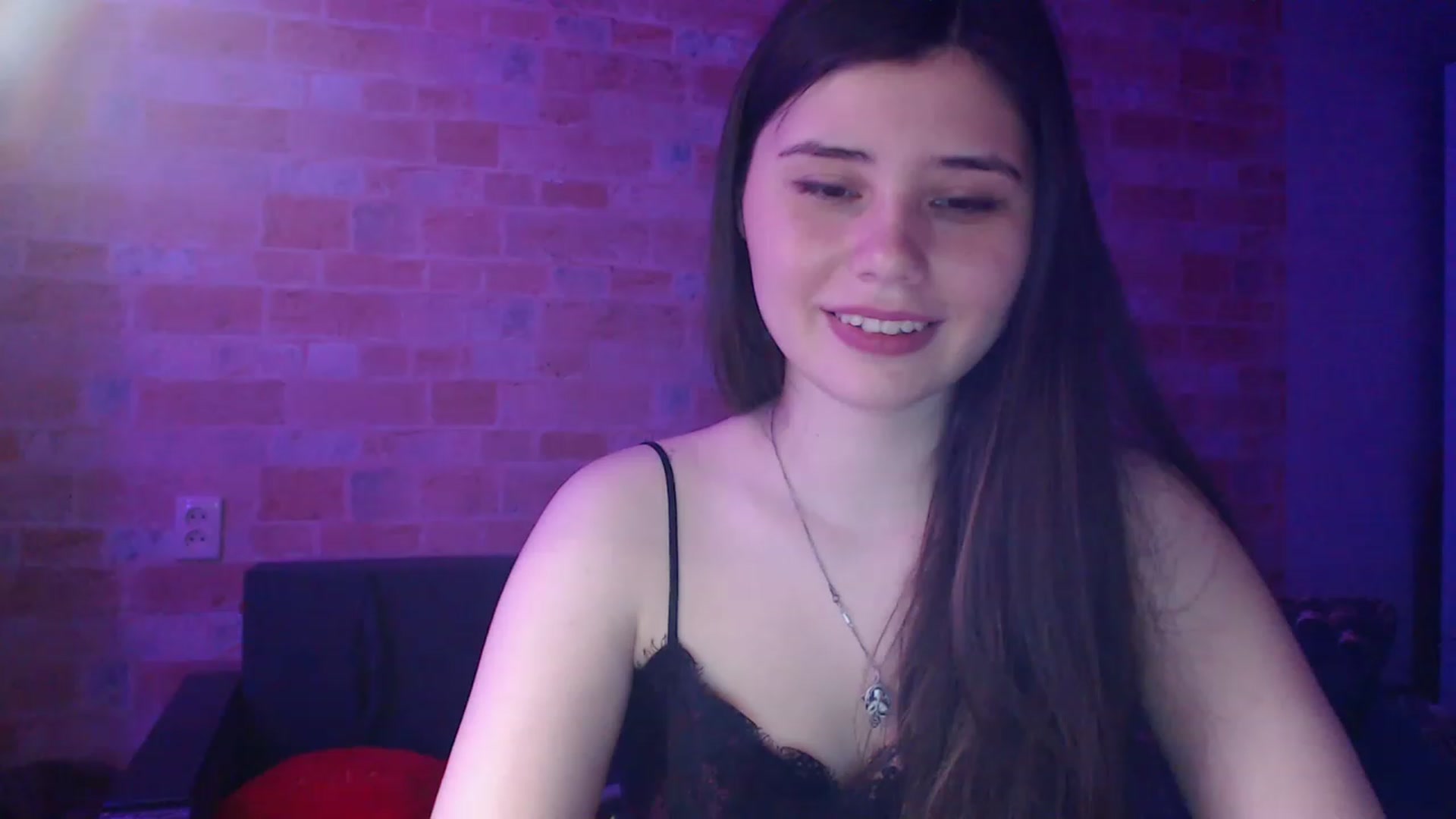 Gallery image thumbnail from Moon_light23's myfreecams stream on, 05/24/2023, 19:37 image 12 of 20