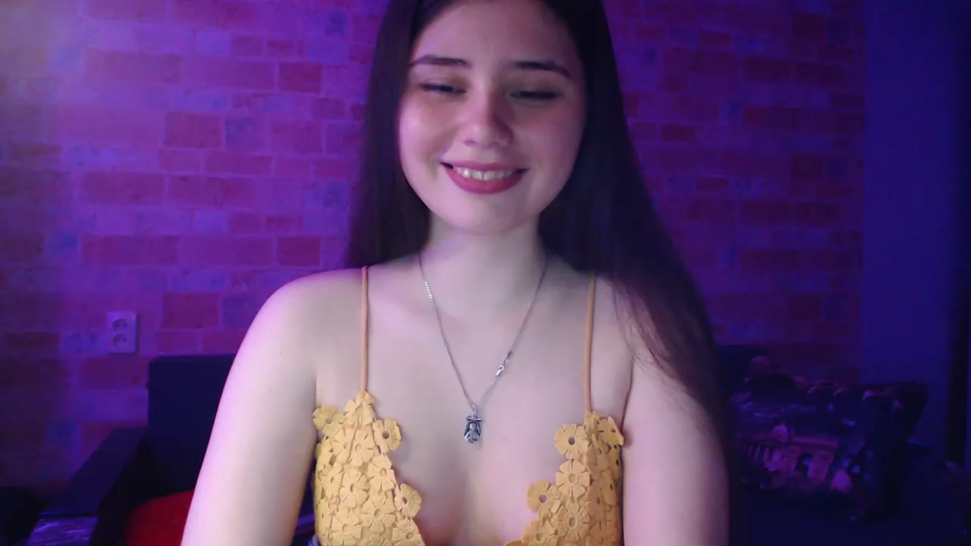 Gallery image thumbnail from Moon_light23's myfreecams stream on, 05/28/2023, 19:40 image 7 of 20