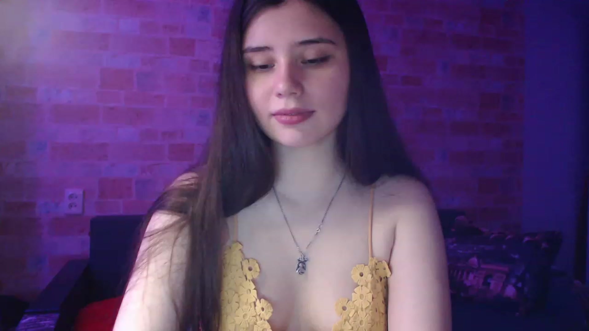 Gallery image thumbnail from Moon_light23's myfreecams stream on, 05/28/2023, 19:40 image 12 of 20