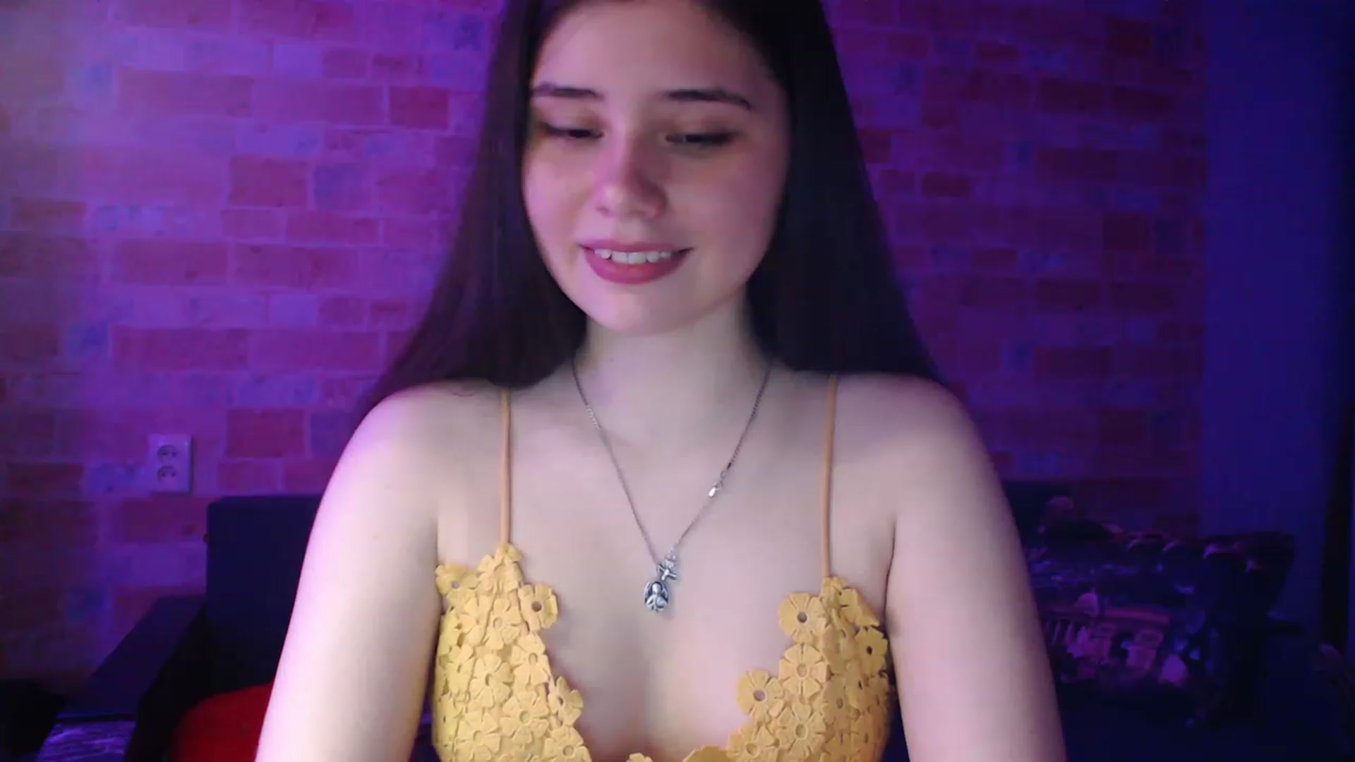 Gallery image thumbnail from Moon_light23's myfreecams stream on, 05/28/2023, 19:40 image 16 of 20