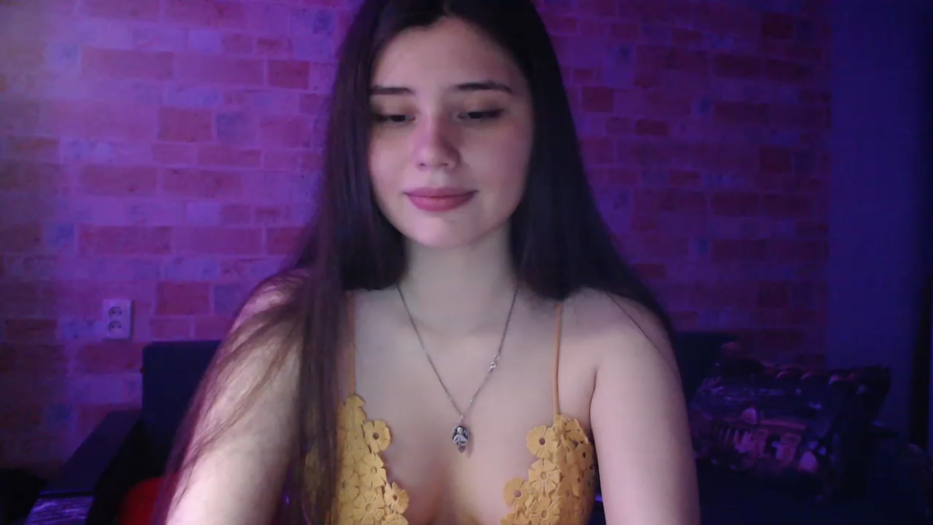 Gallery image thumbnail from Moon_light23's myfreecams stream on, 05/28/2023, 19:40 image 19 of 20
