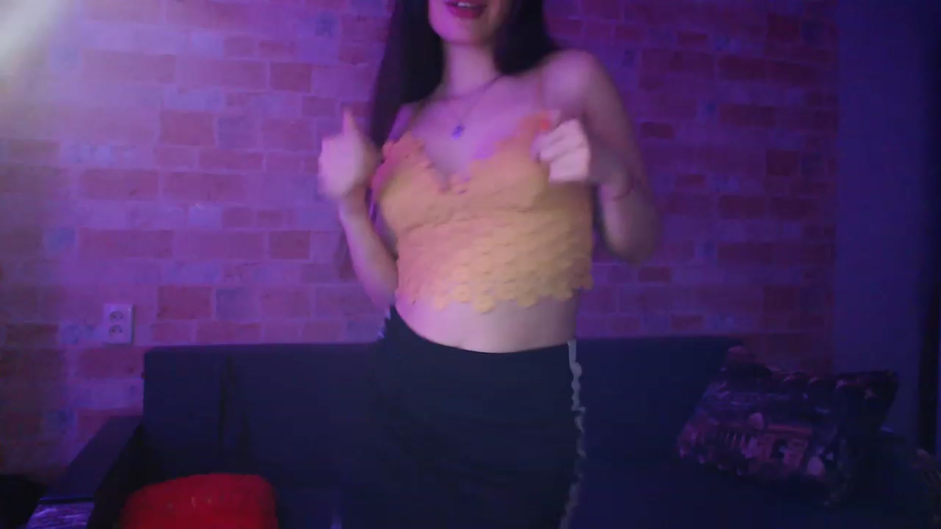 Gallery image thumbnail from Moon_light23's myfreecams stream on, 05/28/2023, 19:40 image 15 of 20