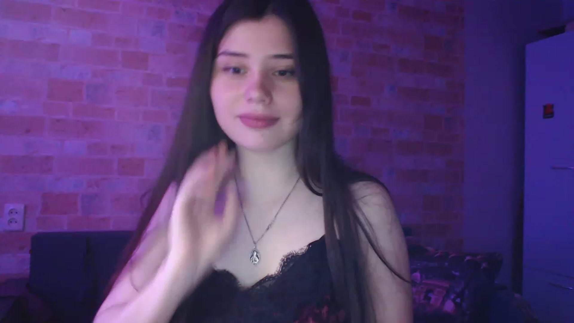 Gallery image thumbnail from Moon_light23's myfreecams stream on, 05/31/2023, 20:00 image 13 of 20