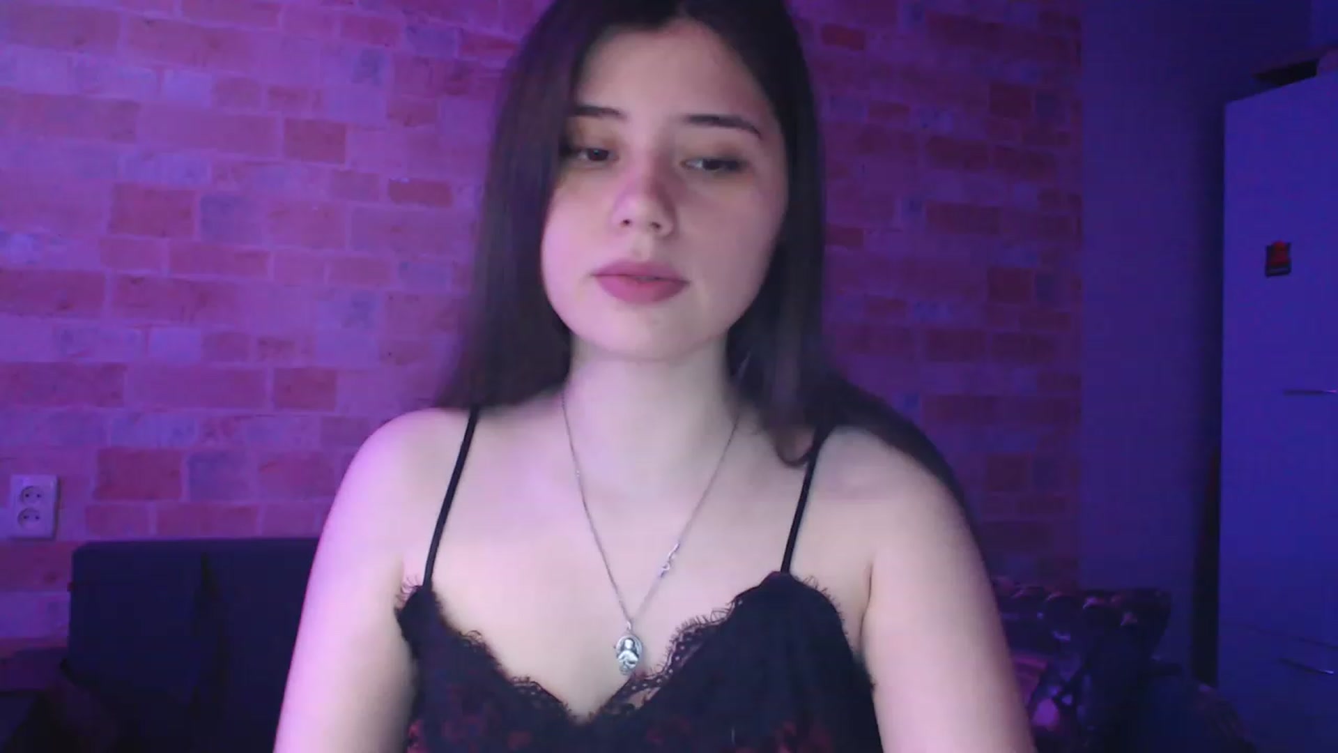 Gallery image thumbnail from Moon_light23's myfreecams stream on, 05/31/2023, 20:00 image 1 of 20