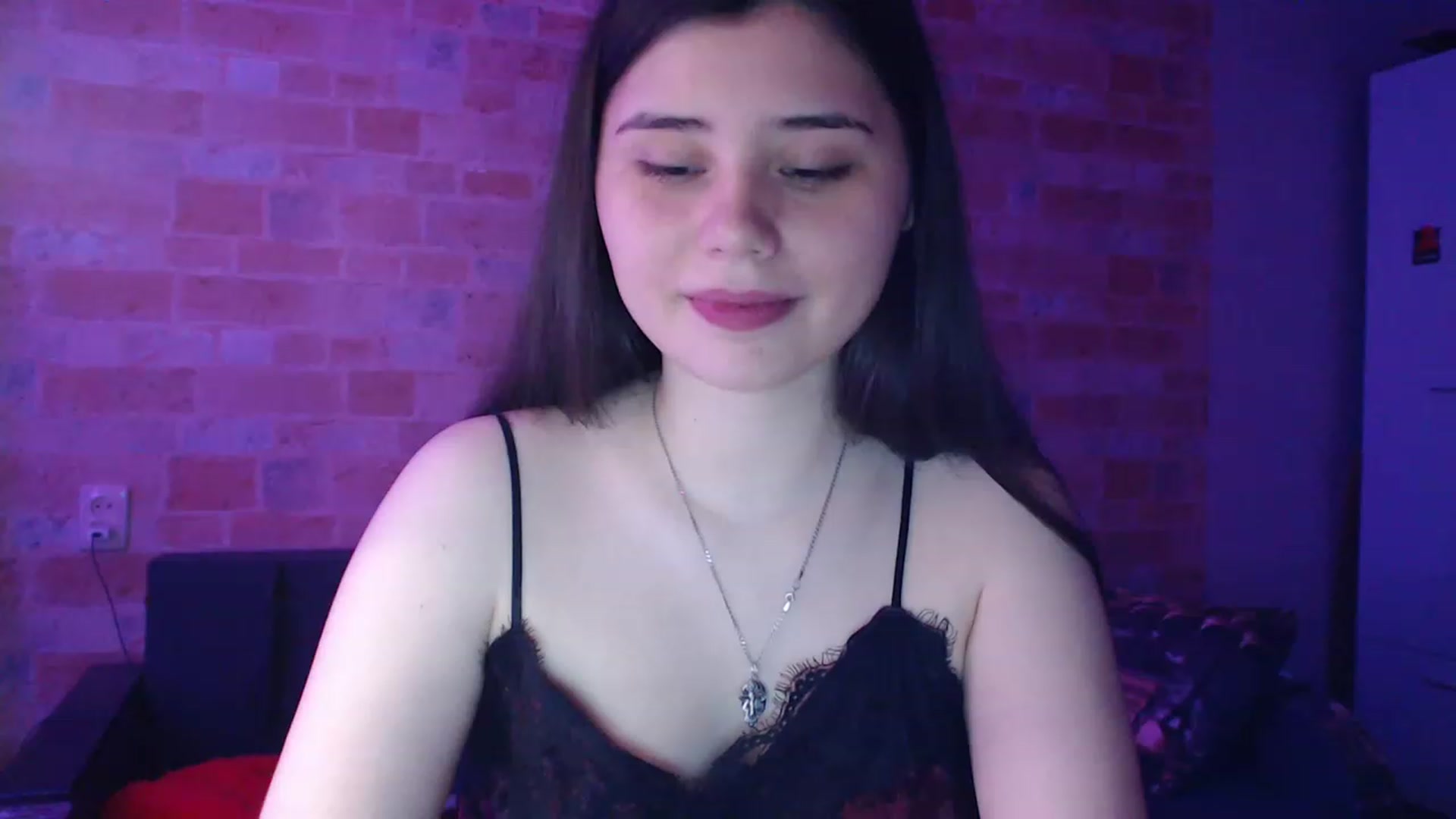 Gallery image thumbnail from Moon_light23's myfreecams stream on, 06/04/2023, 18:48 image 10 of 20